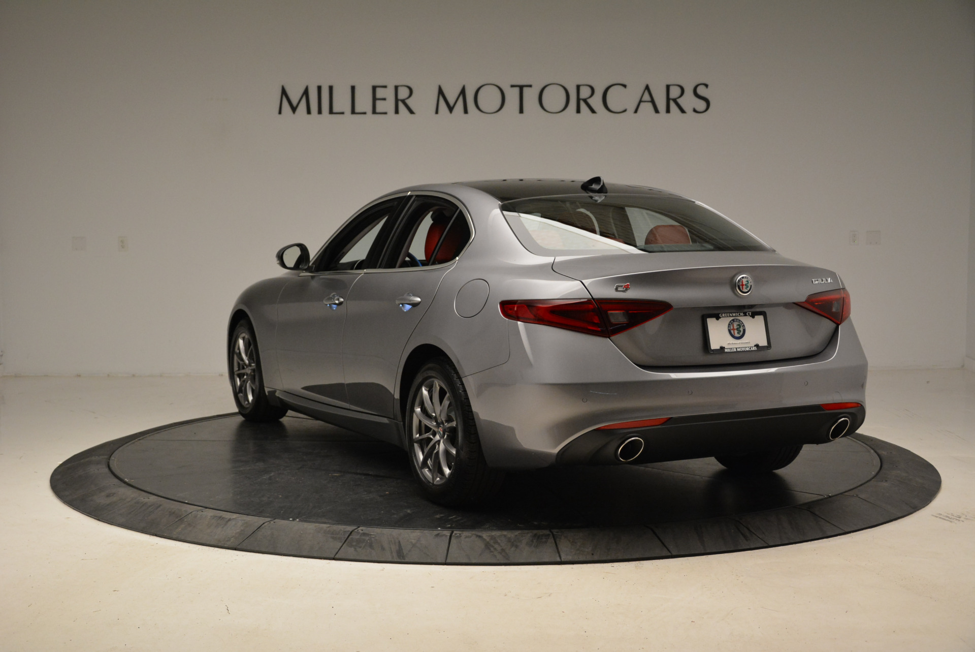 New-2018-Alfa-Romeo-Giulia-Q4