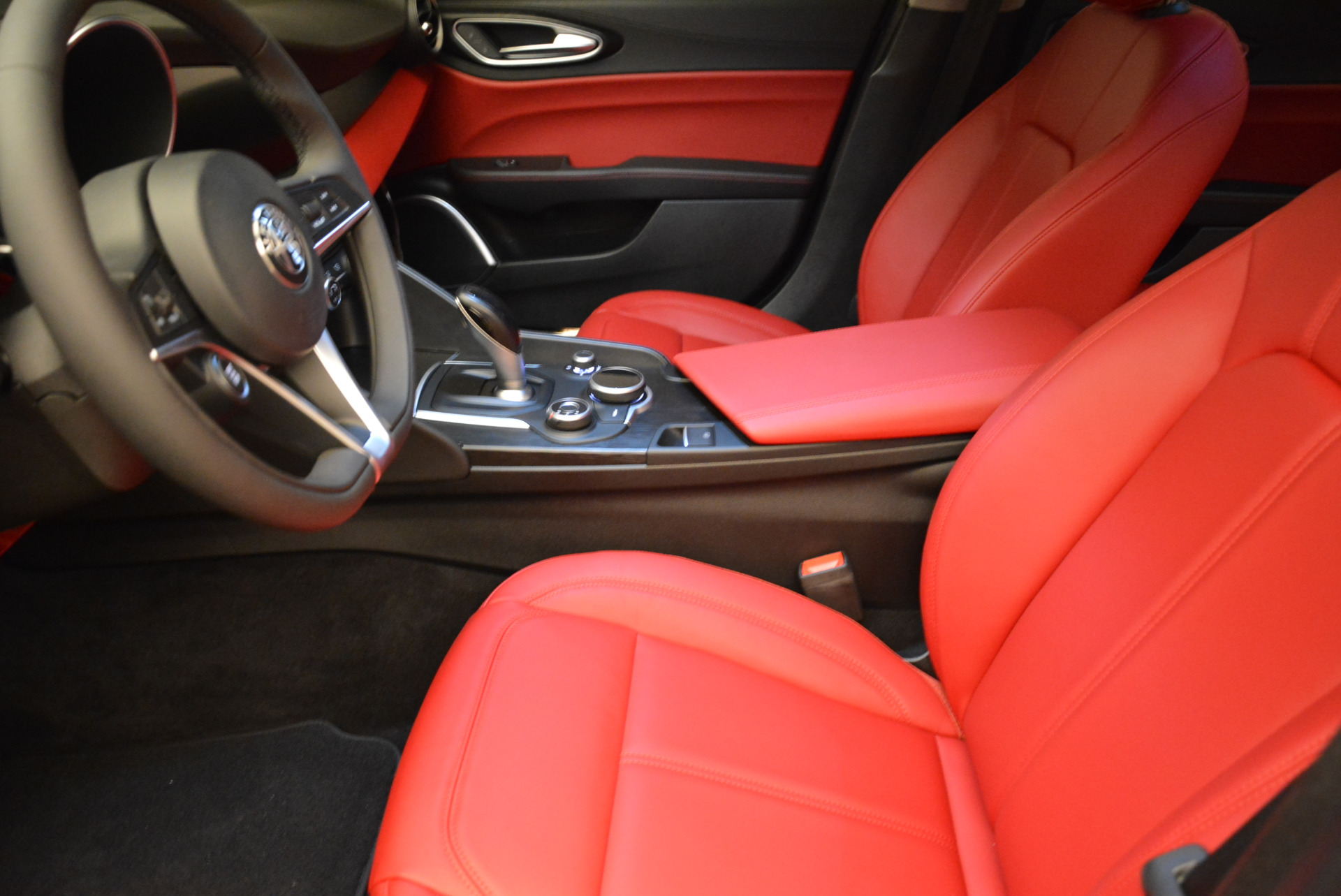 New-2018-Alfa-Romeo-Giulia-Q4