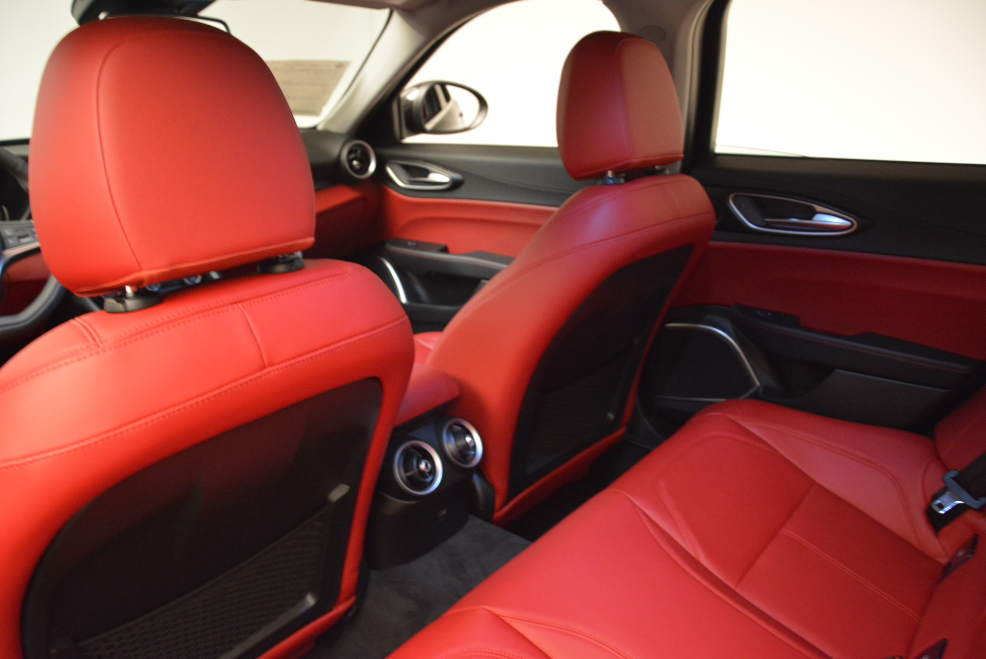 New-2018-Alfa-Romeo-Giulia-Q4