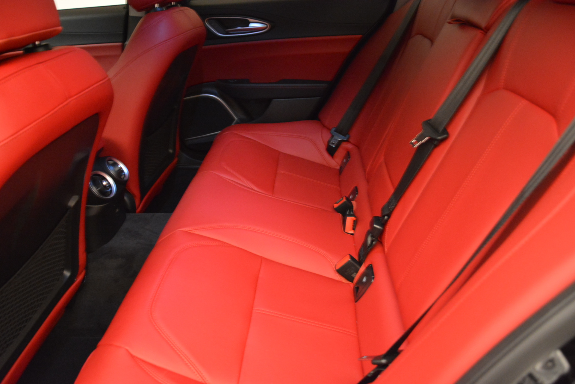 New-2018-Alfa-Romeo-Giulia-Q4