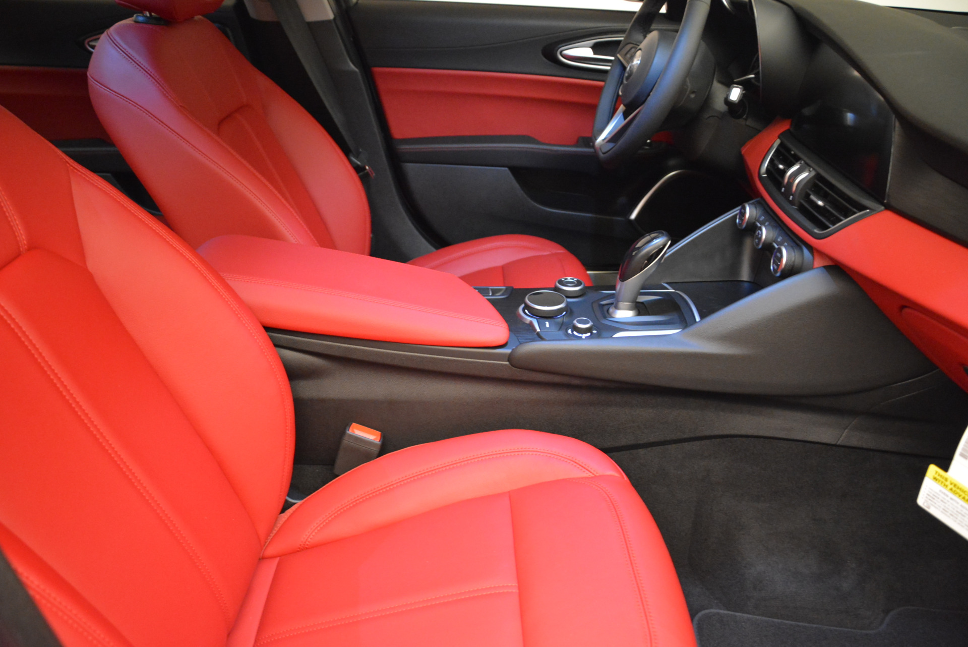 New-2018-Alfa-Romeo-Giulia-Q4