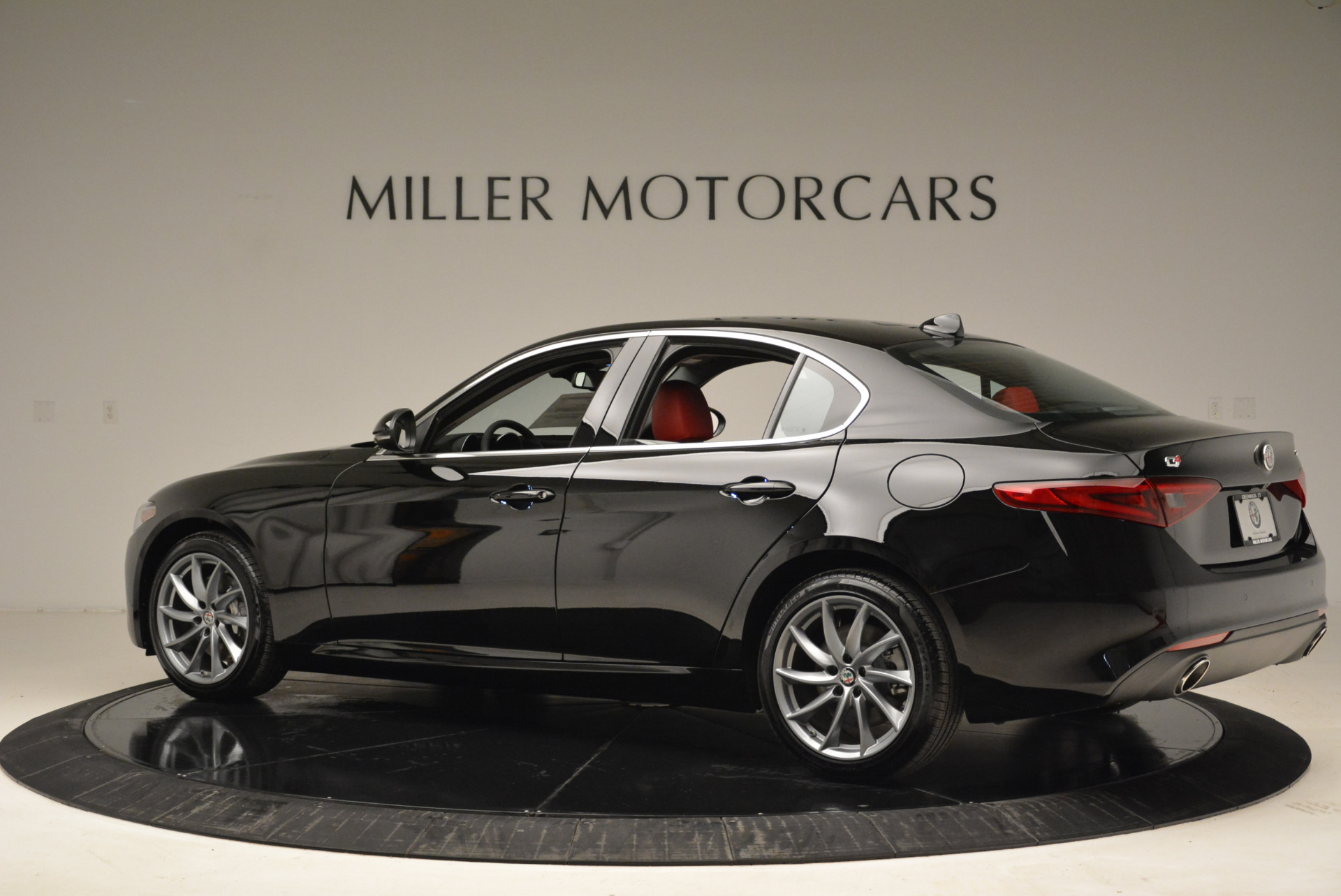 New-2018-Alfa-Romeo-Giulia-Q4