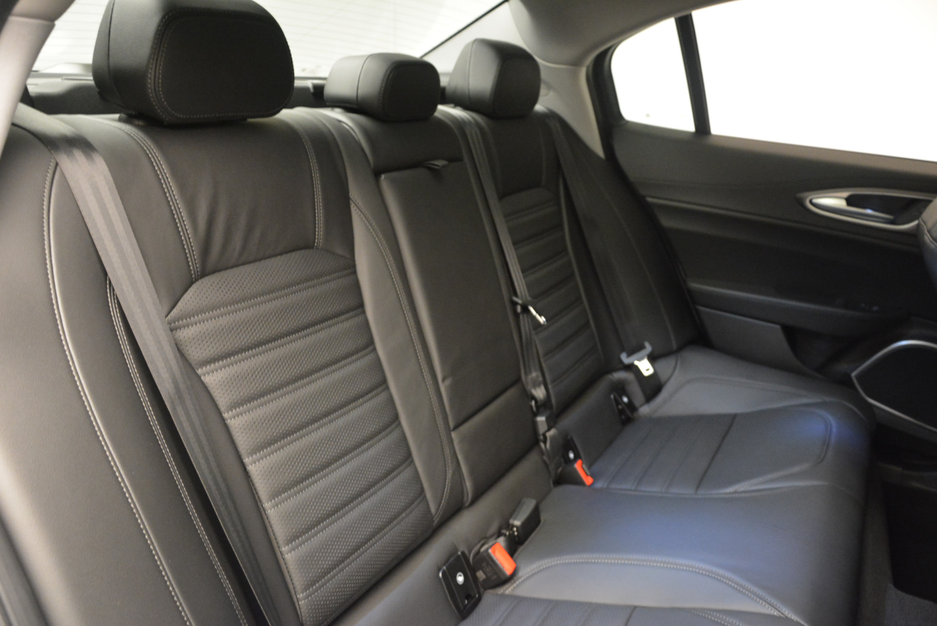 New-2018-Alfa-Romeo-Giulia-Ti-Sport-Q4