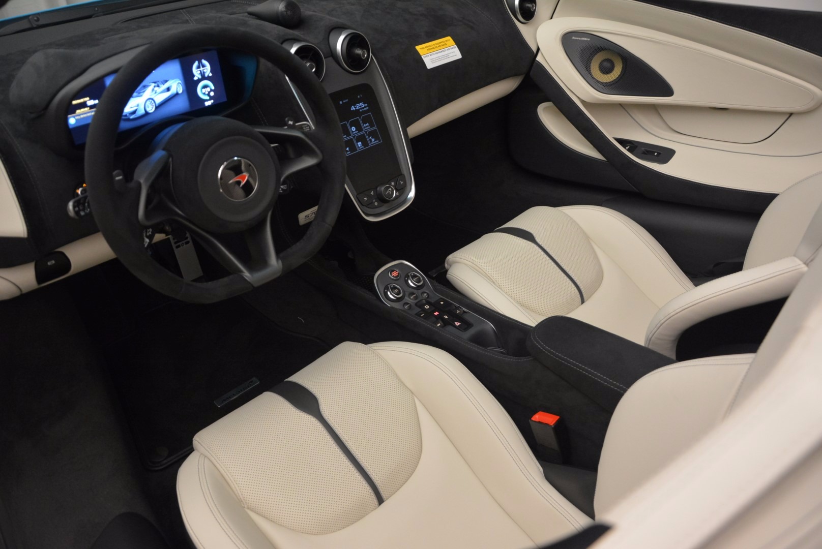 New-2018-McLaren-570S-Spider