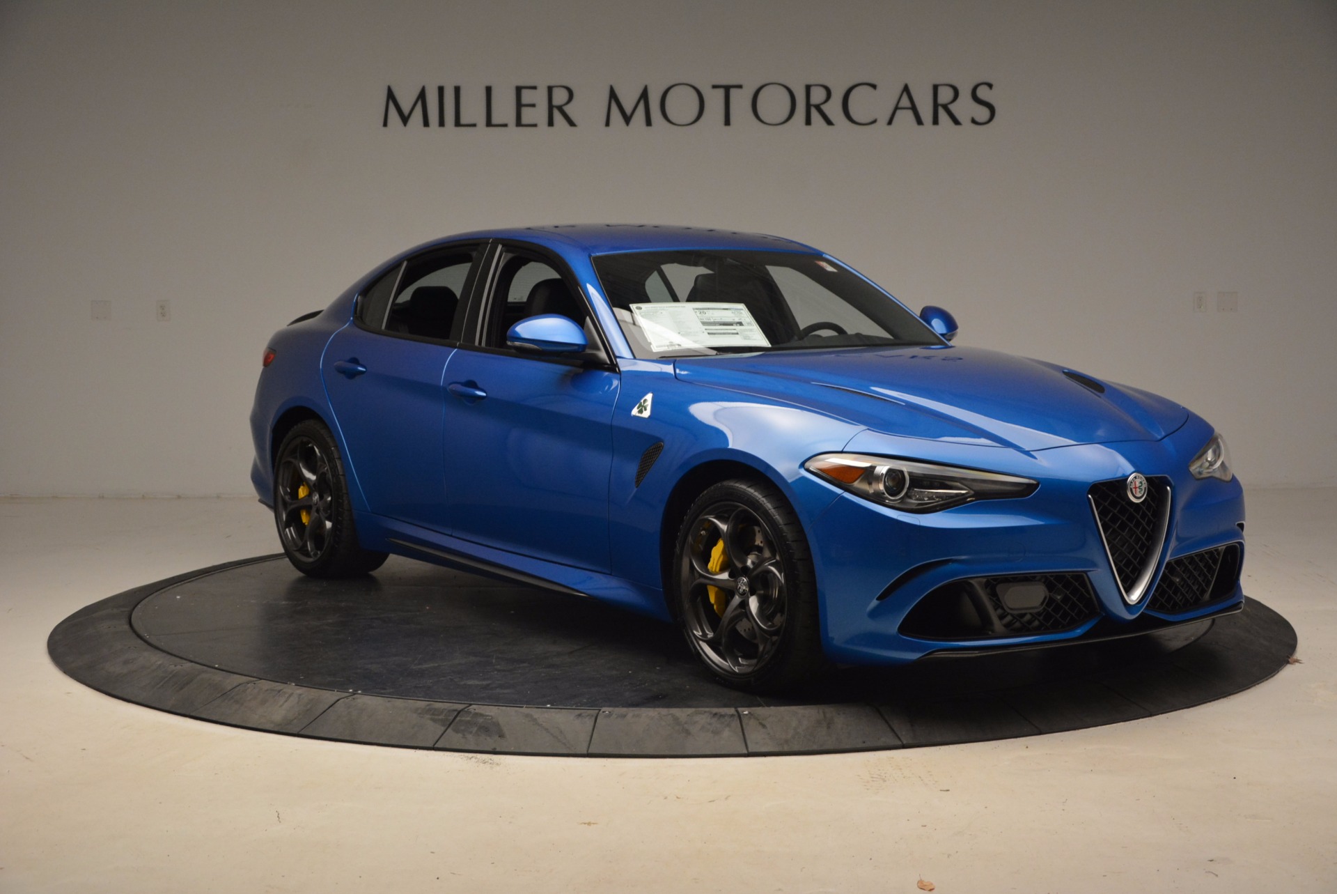 New-2018-Alfa-Romeo-Giulia-Quadrifoglio