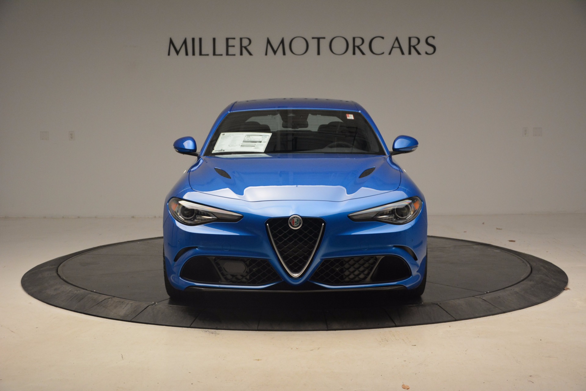 New-2018-Alfa-Romeo-Giulia-Quadrifoglio