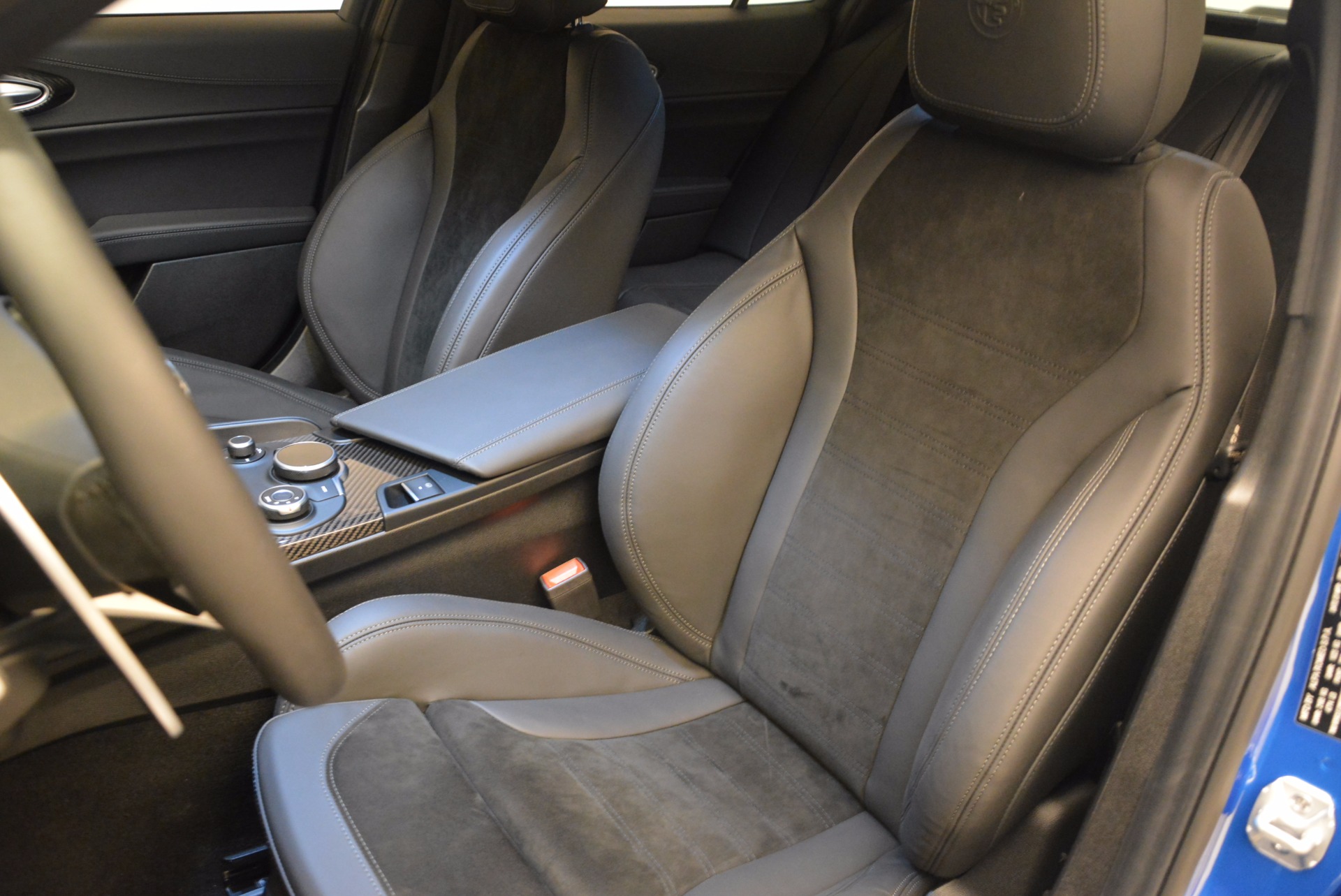 New-2018-Alfa-Romeo-Giulia-Quadrifoglio