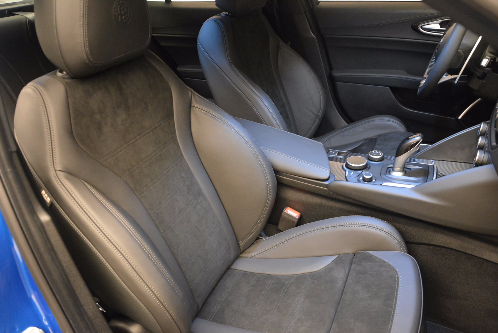 New-2018-Alfa-Romeo-Giulia-Quadrifoglio