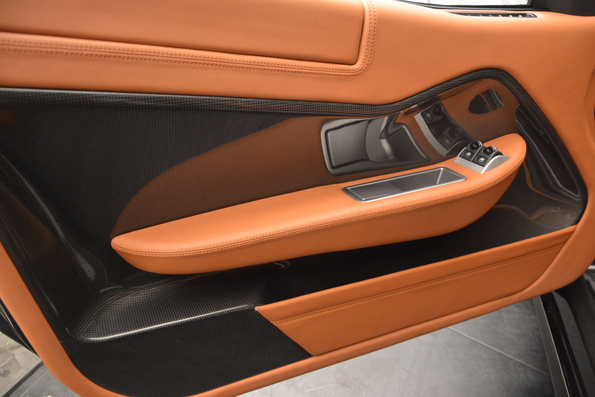 Used-2008-Ferrari-599-GTB-Fiorano