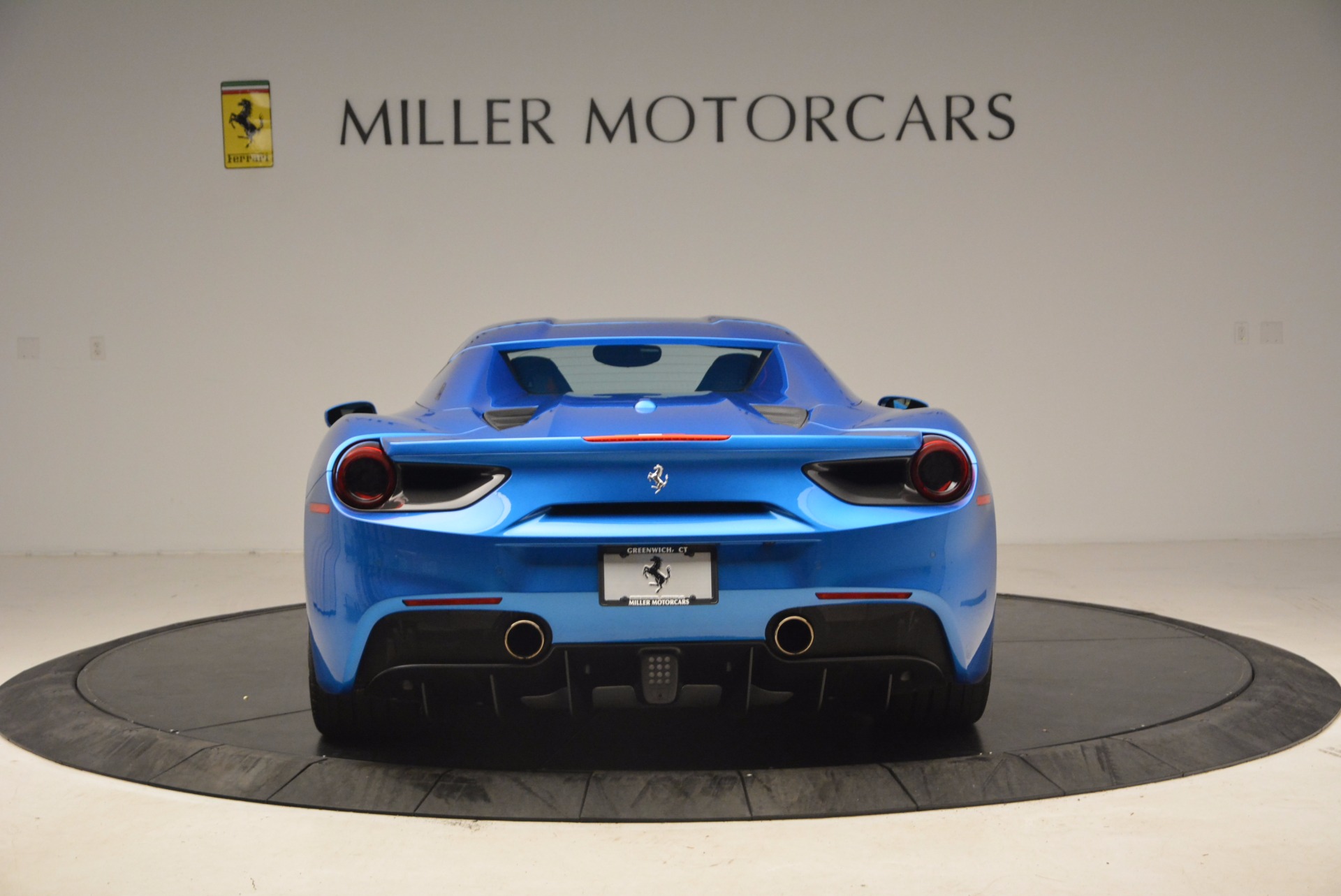 Used-2017-Ferrari-488-Spider