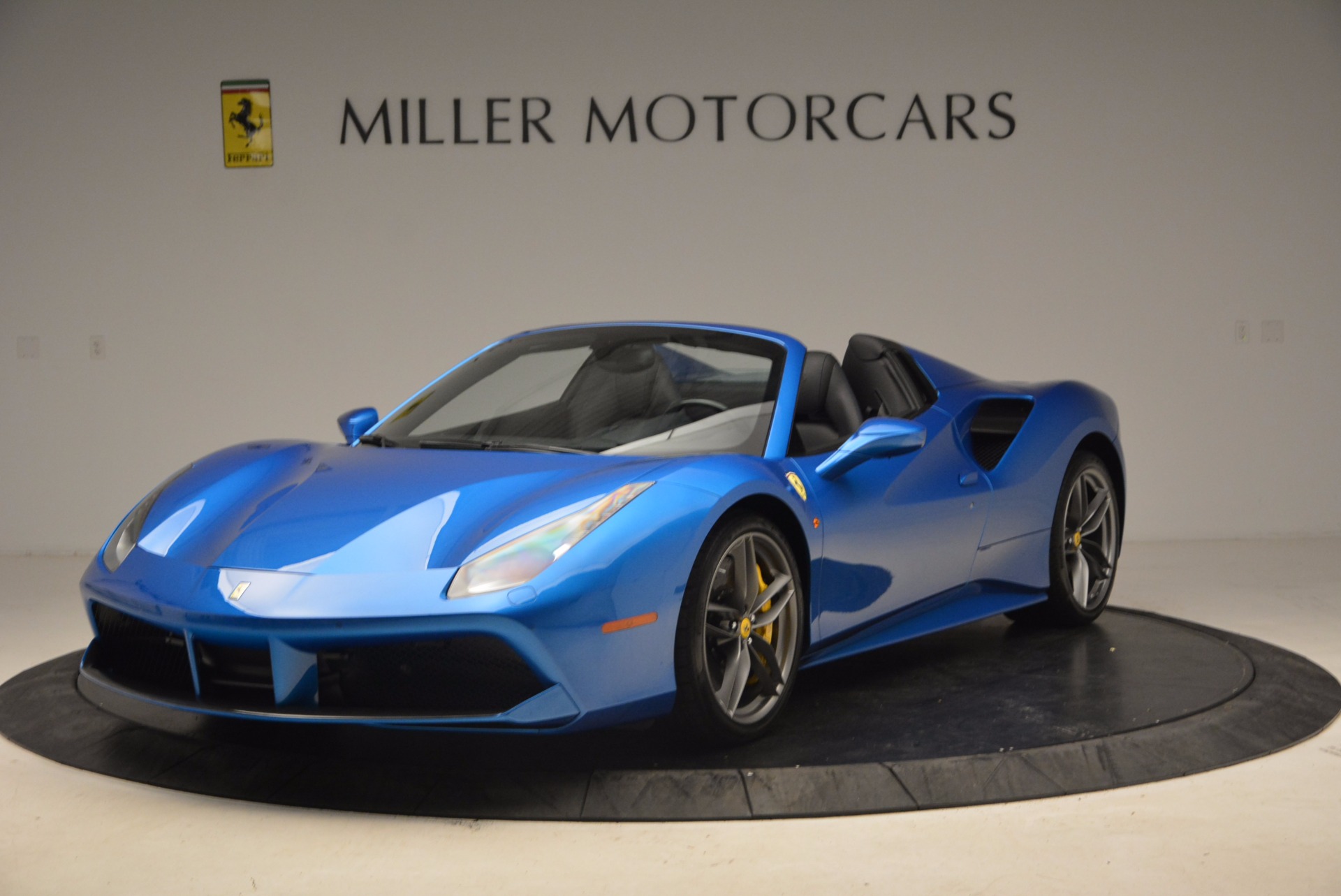 Used-2017-Ferrari-488-Spider