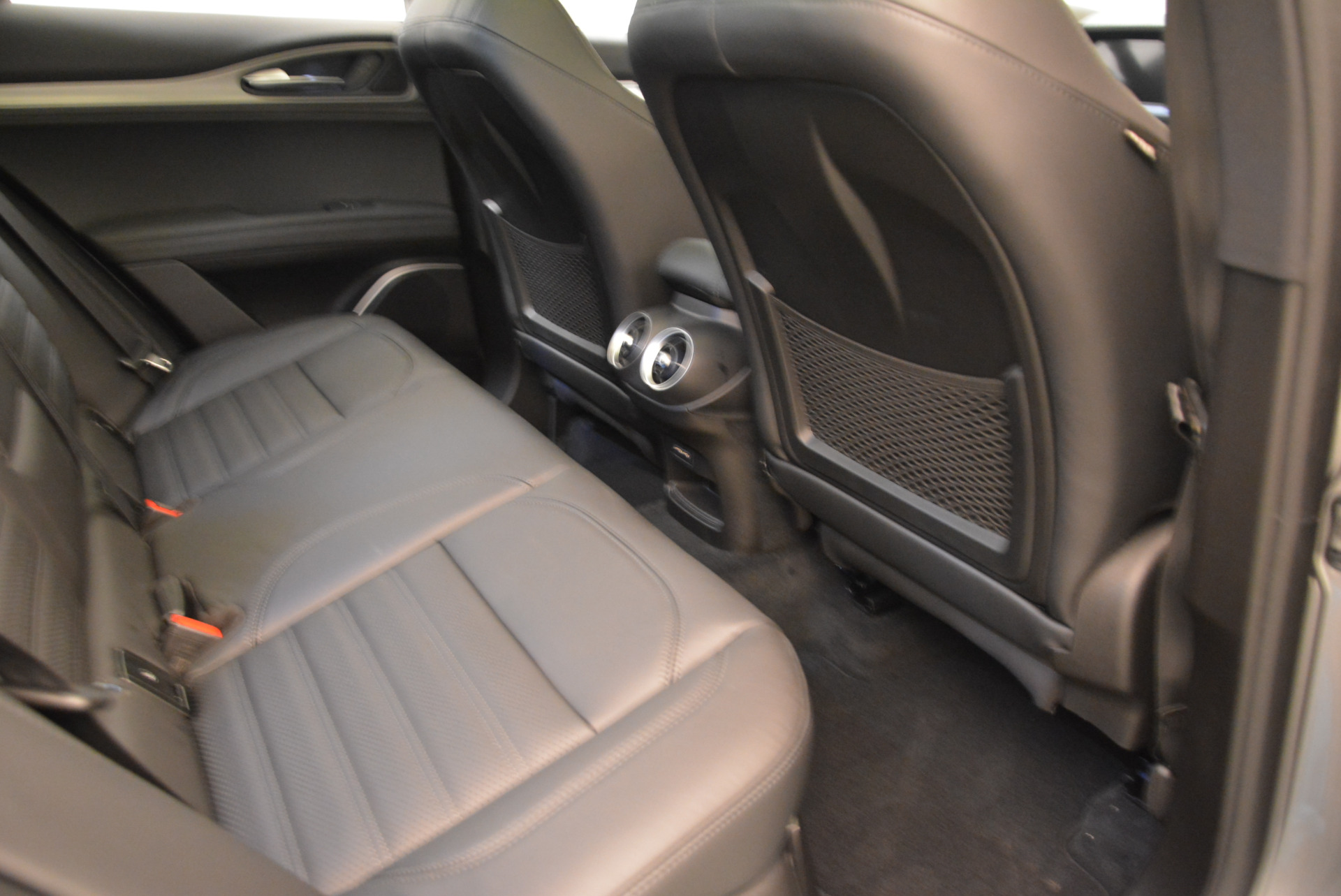 New-2018-Alfa-Romeo-Stelvio-Ti-Sport-Q4