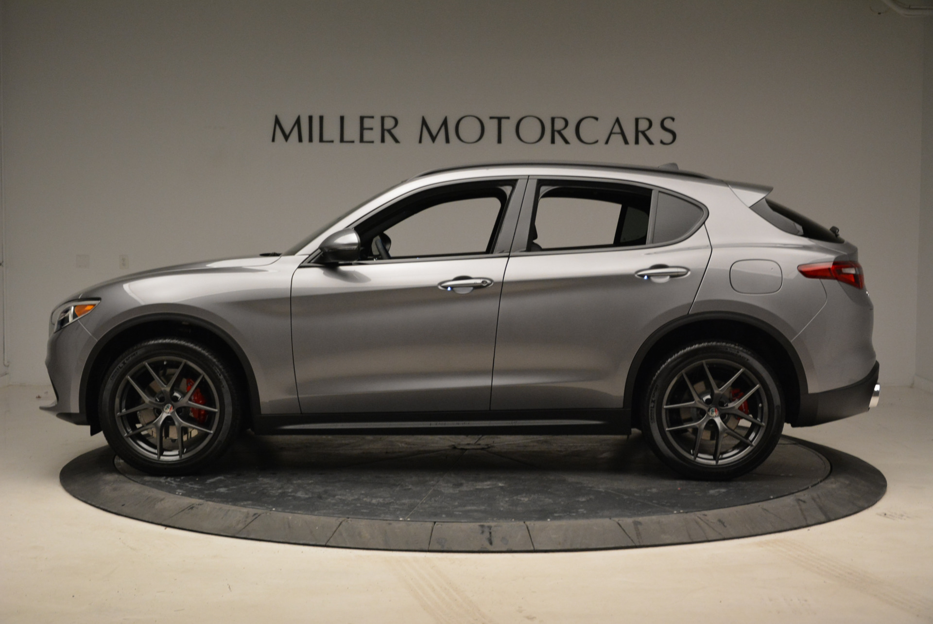 New-2018-Alfa-Romeo-Stelvio-Ti-Sport-Q4