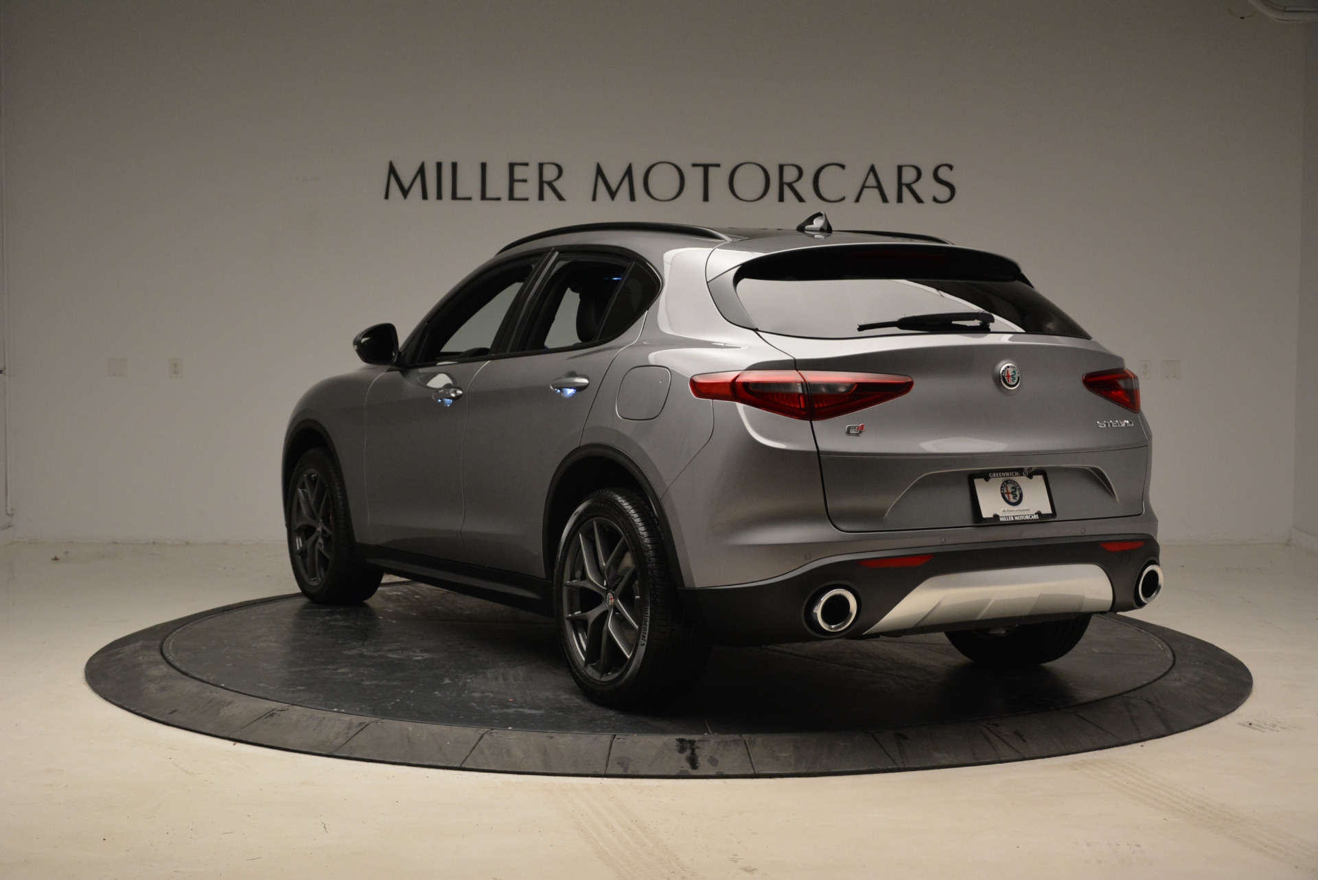 New-2018-Alfa-Romeo-Stelvio-Ti-Sport-Q4