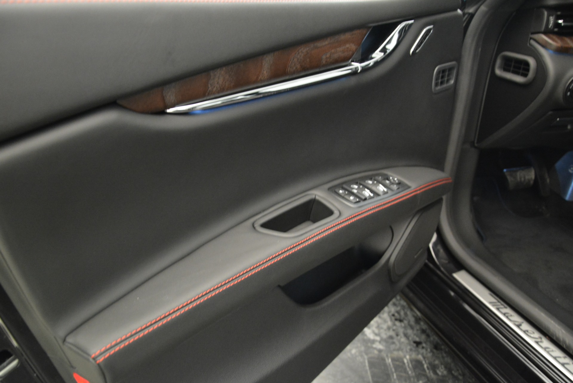 Used-2018-Maserati-Quattroporte-S-Q4-GranLusso