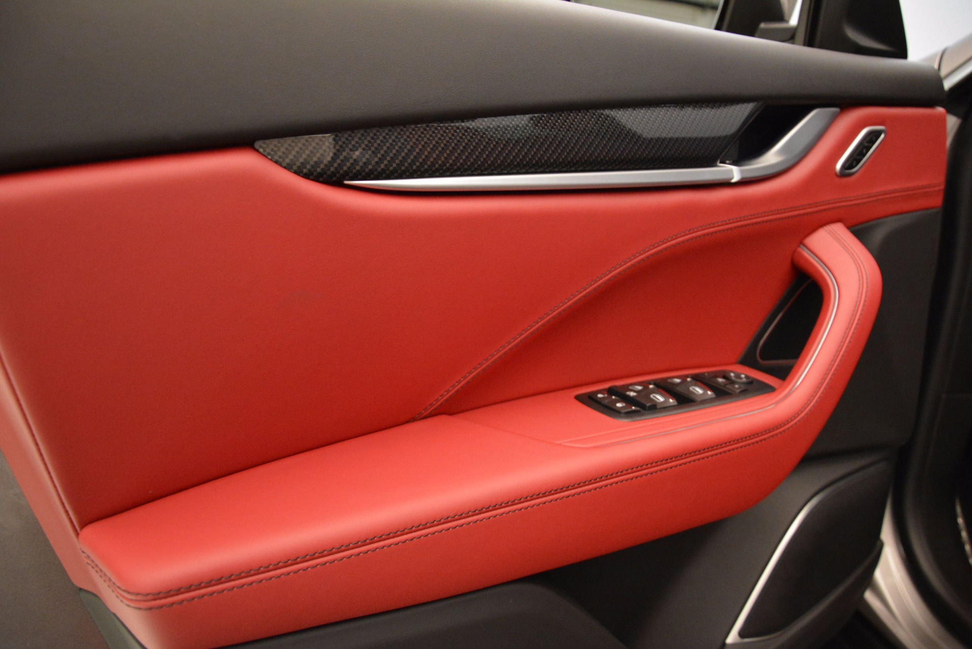 New-2017-Maserati-Levante-S-Q4