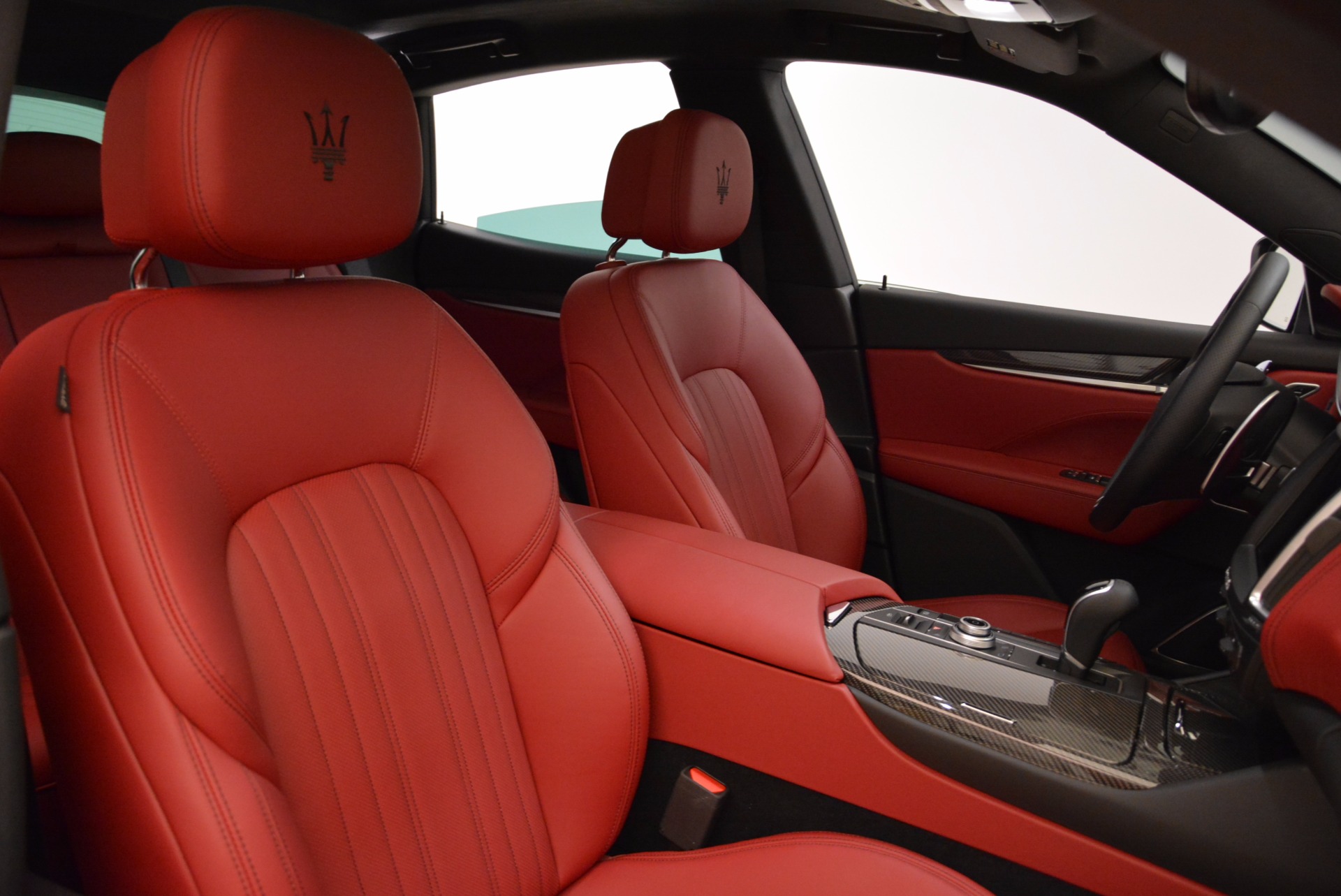 New-2017-Maserati-Levante-S-Q4