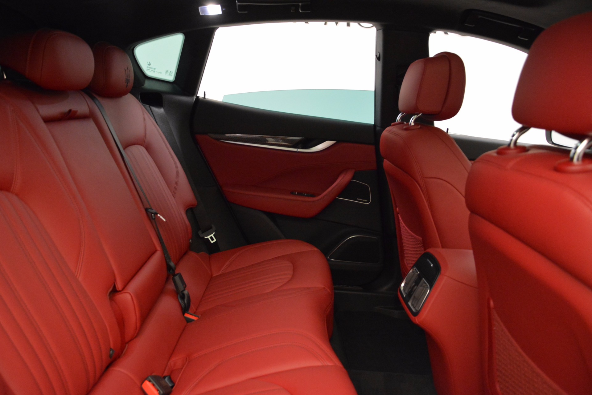 New-2017-Maserati-Levante-S-Q4