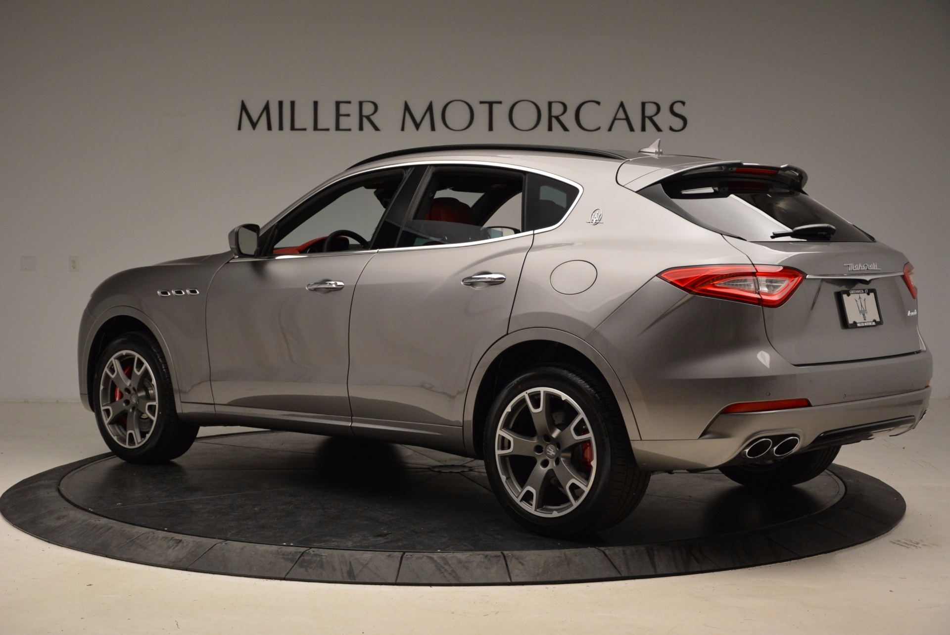 New-2017-Maserati-Levante-S-Q4