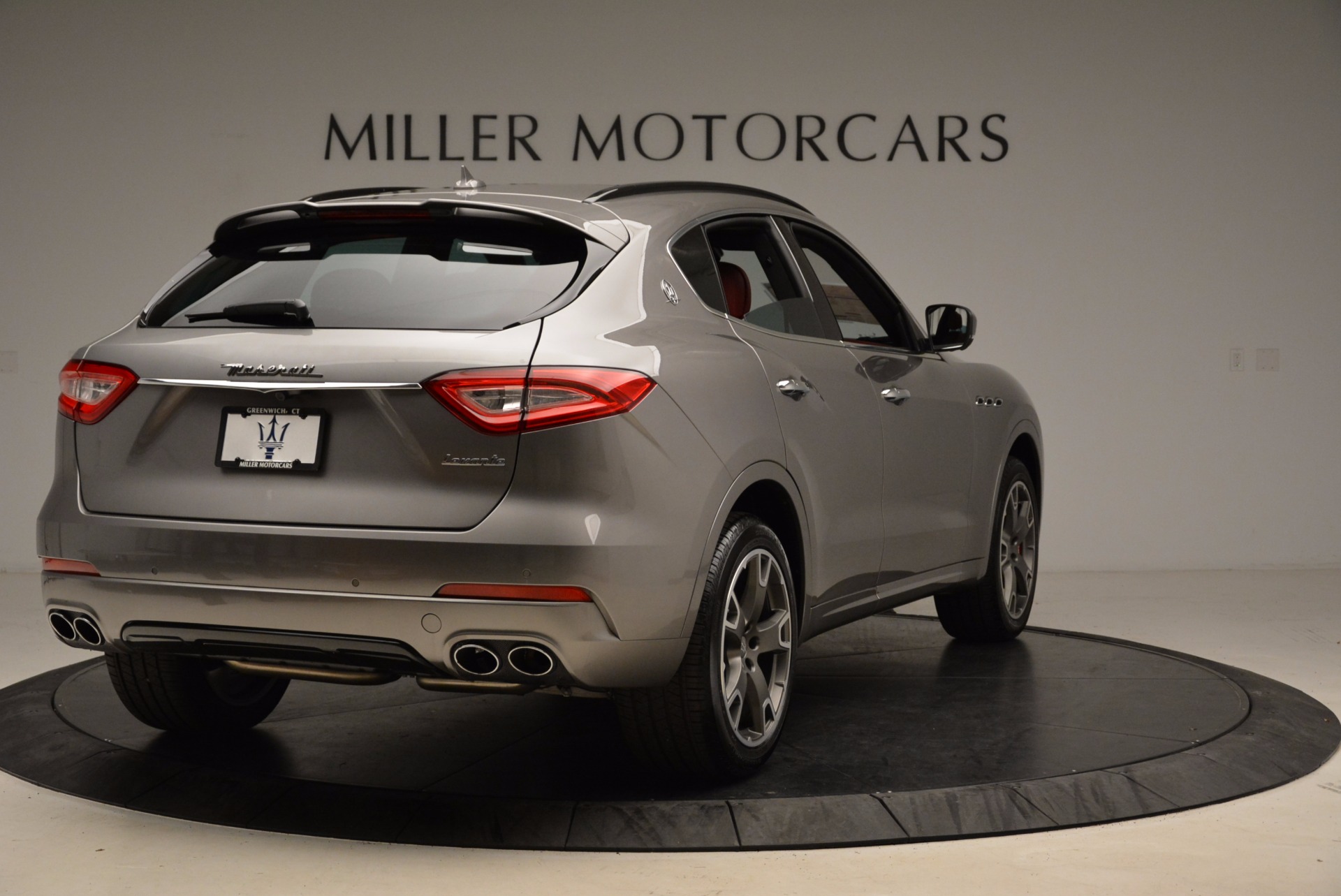 New-2017-Maserati-Levante-S-Q4