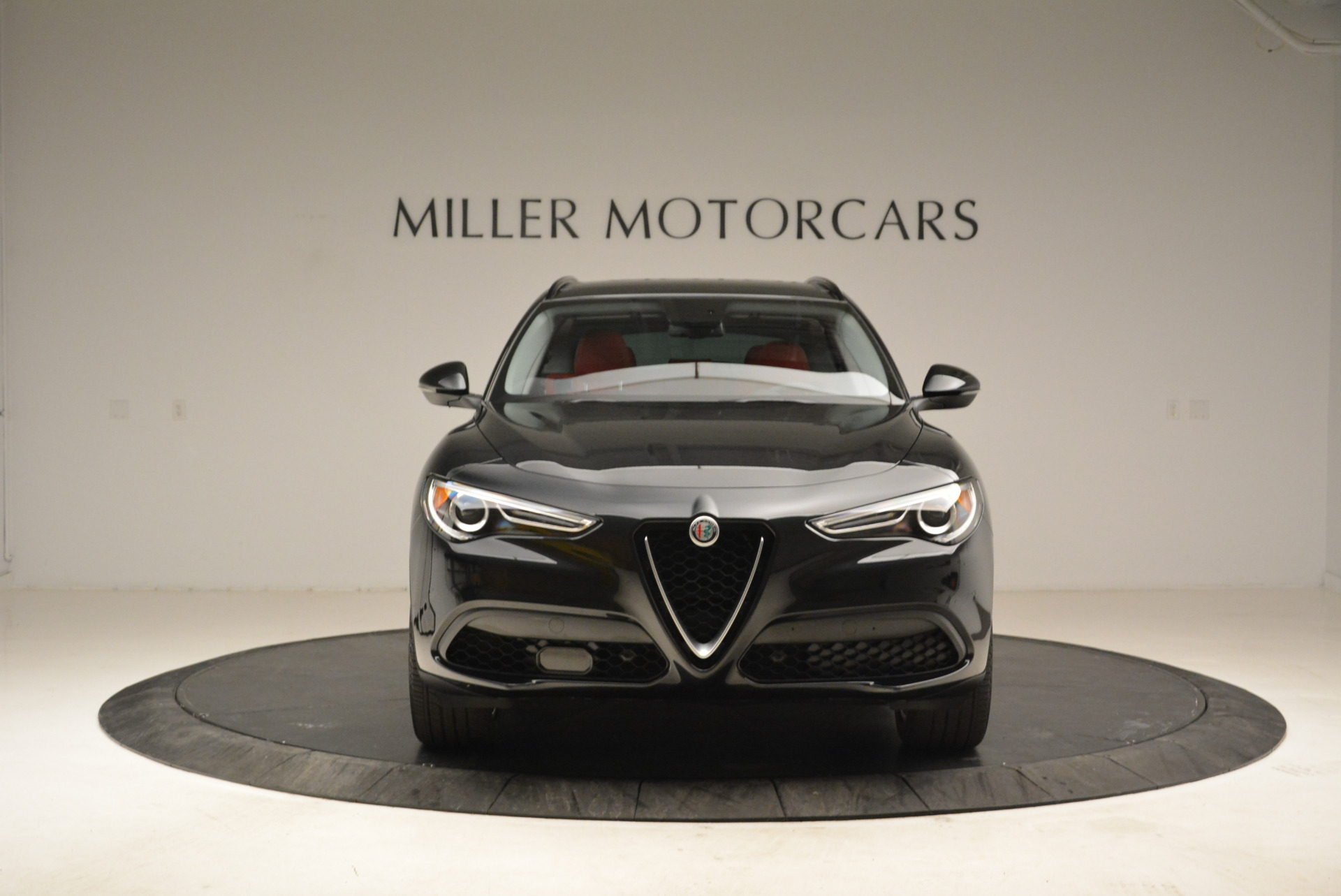 New-2018-Alfa-Romeo-Stelvio-Sport-Q4