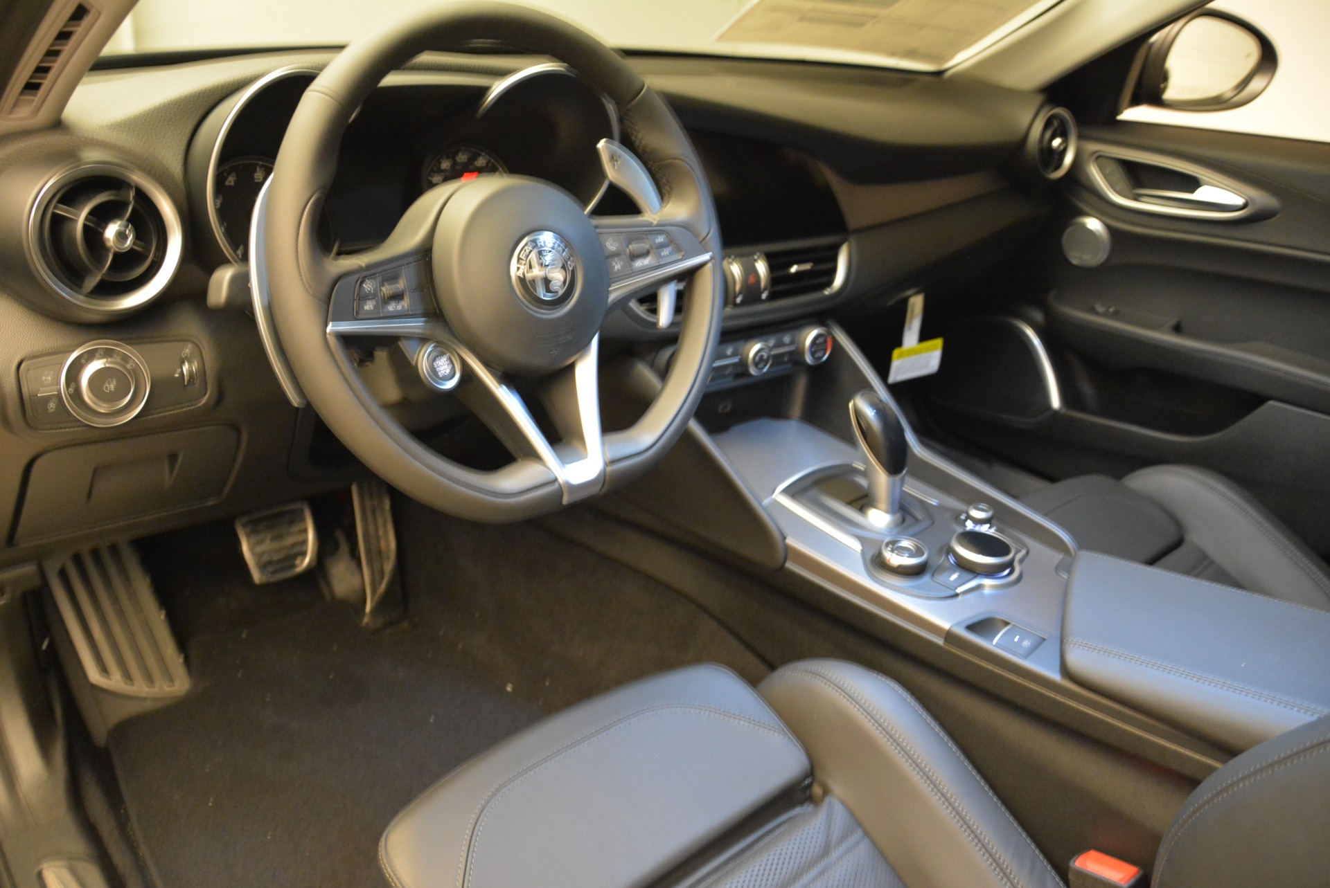 New-2018-Alfa-Romeo-Giulia-Ti-Sport-Q4