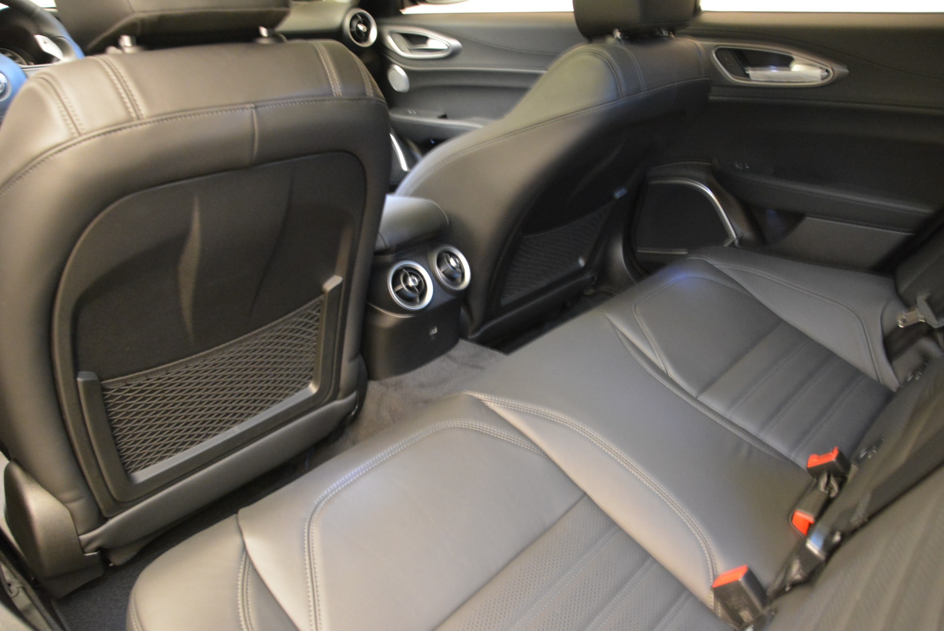 New-2018-Alfa-Romeo-Giulia-Ti-Sport-Q4