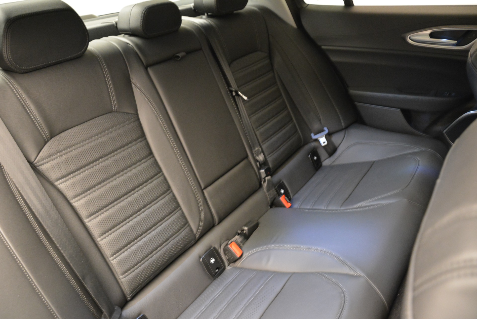 New-2018-Alfa-Romeo-Giulia-Ti-Sport-Q4