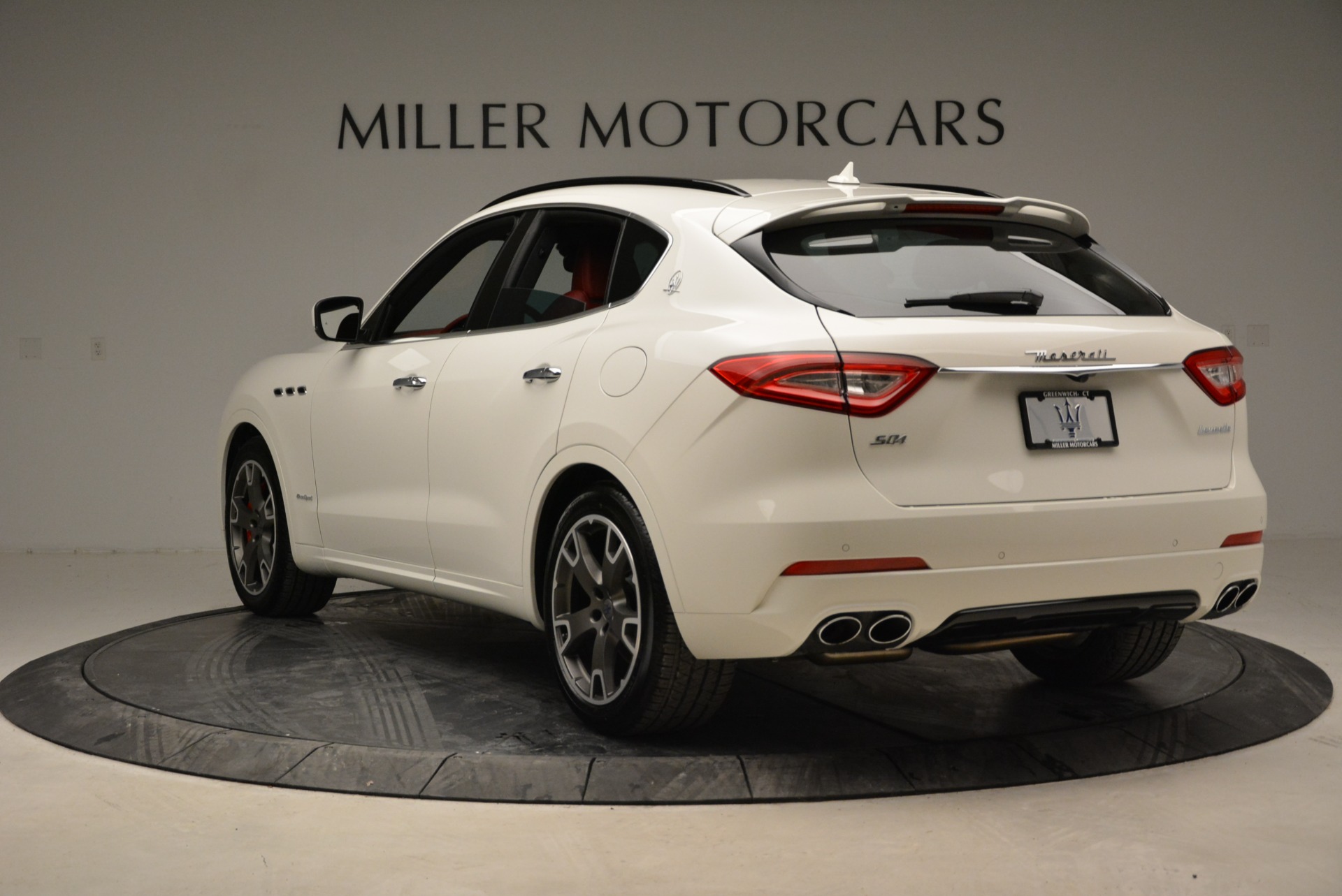 New-2018-Maserati-Levante-S-Q4-GranSport