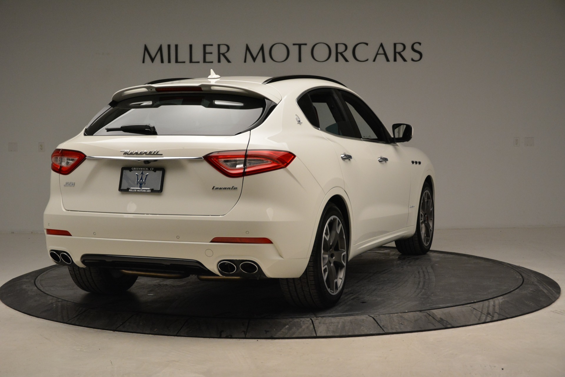 New-2018-Maserati-Levante-S-Q4-GranSport