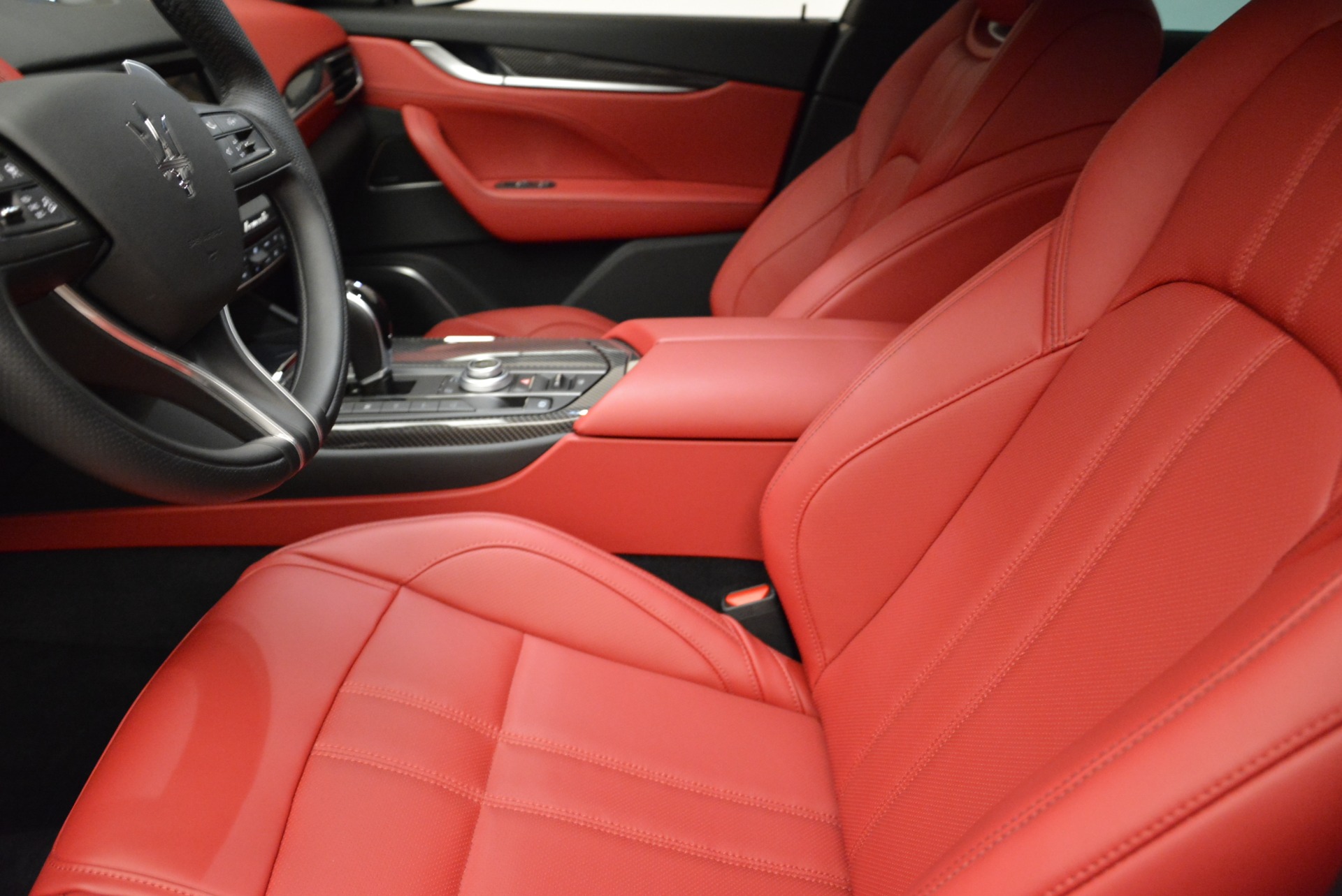 New-2018-Maserati-Levante-S-Q4-GranSport