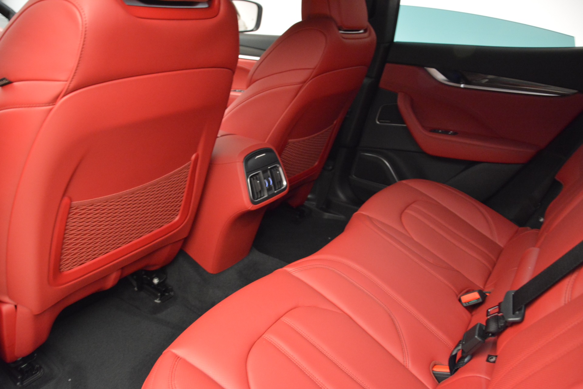 New-2018-Maserati-Levante-S-Q4-GranSport