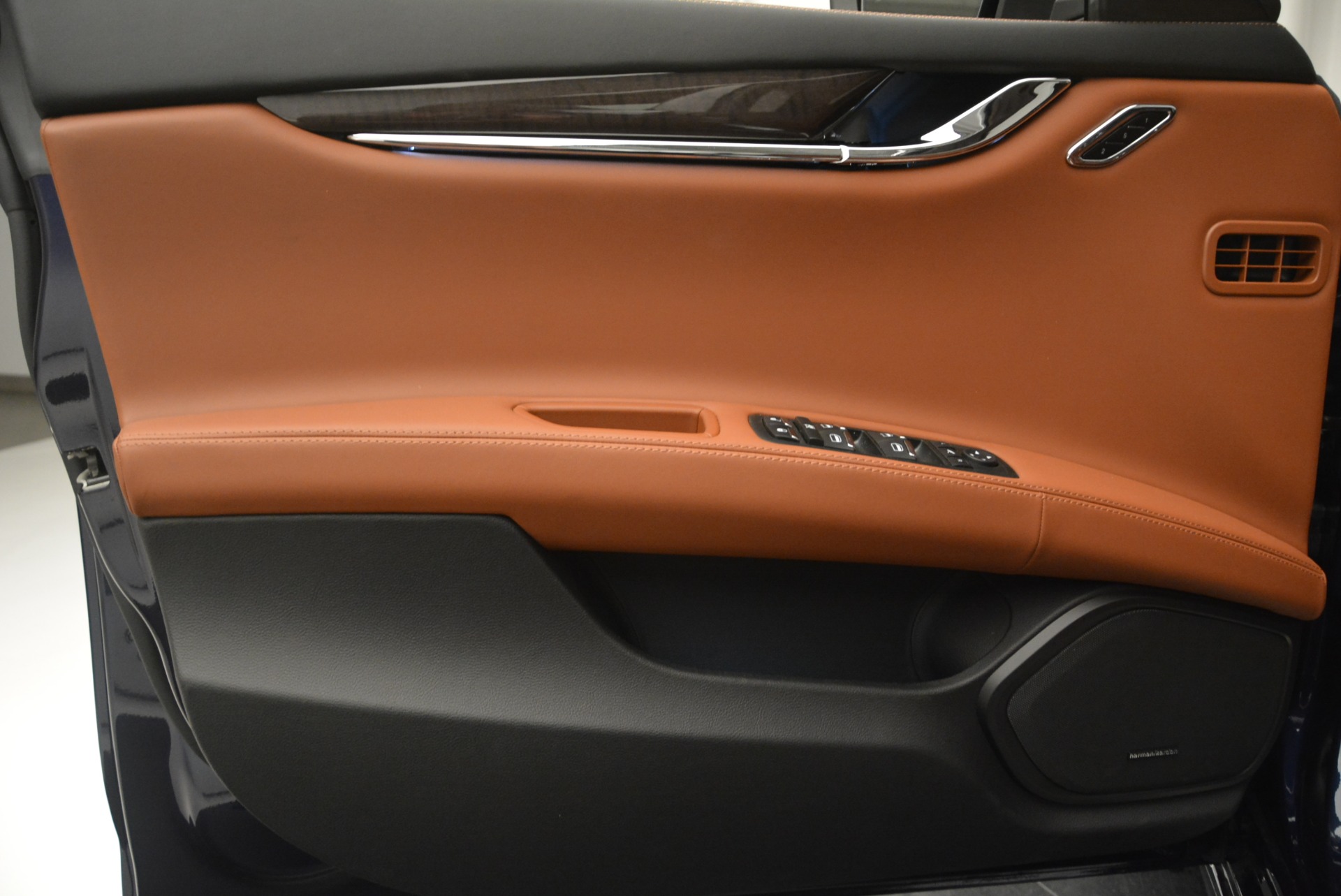 New-2018-Maserati-Quattroporte-S-Q4-GranLusso