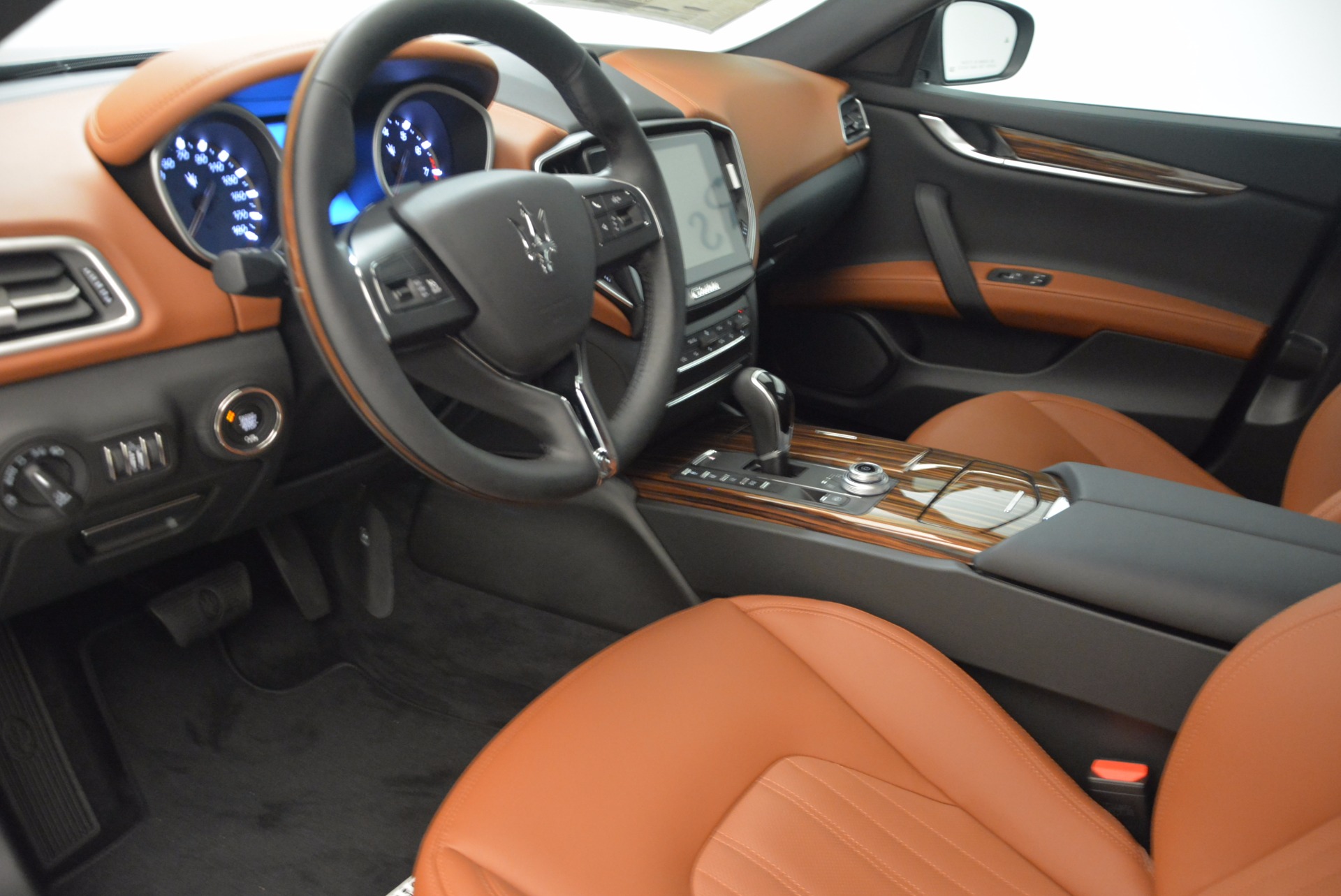 New-2018-Maserati-Ghibli-S-Q4-GranLusso