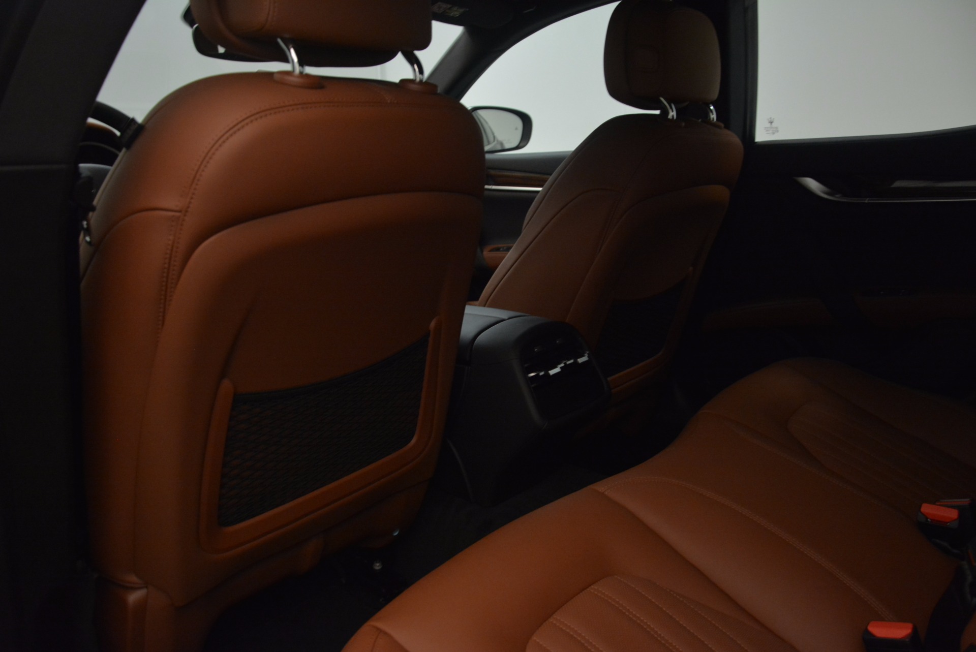 New-2018-Maserati-Ghibli-S-Q4-GranLusso