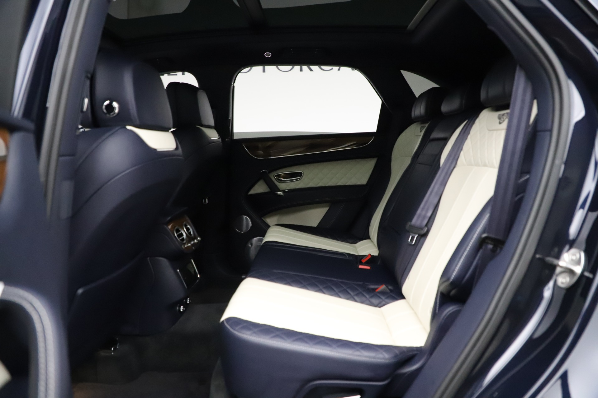 Used-2018-Bentley-Bentayga-W12-Signature