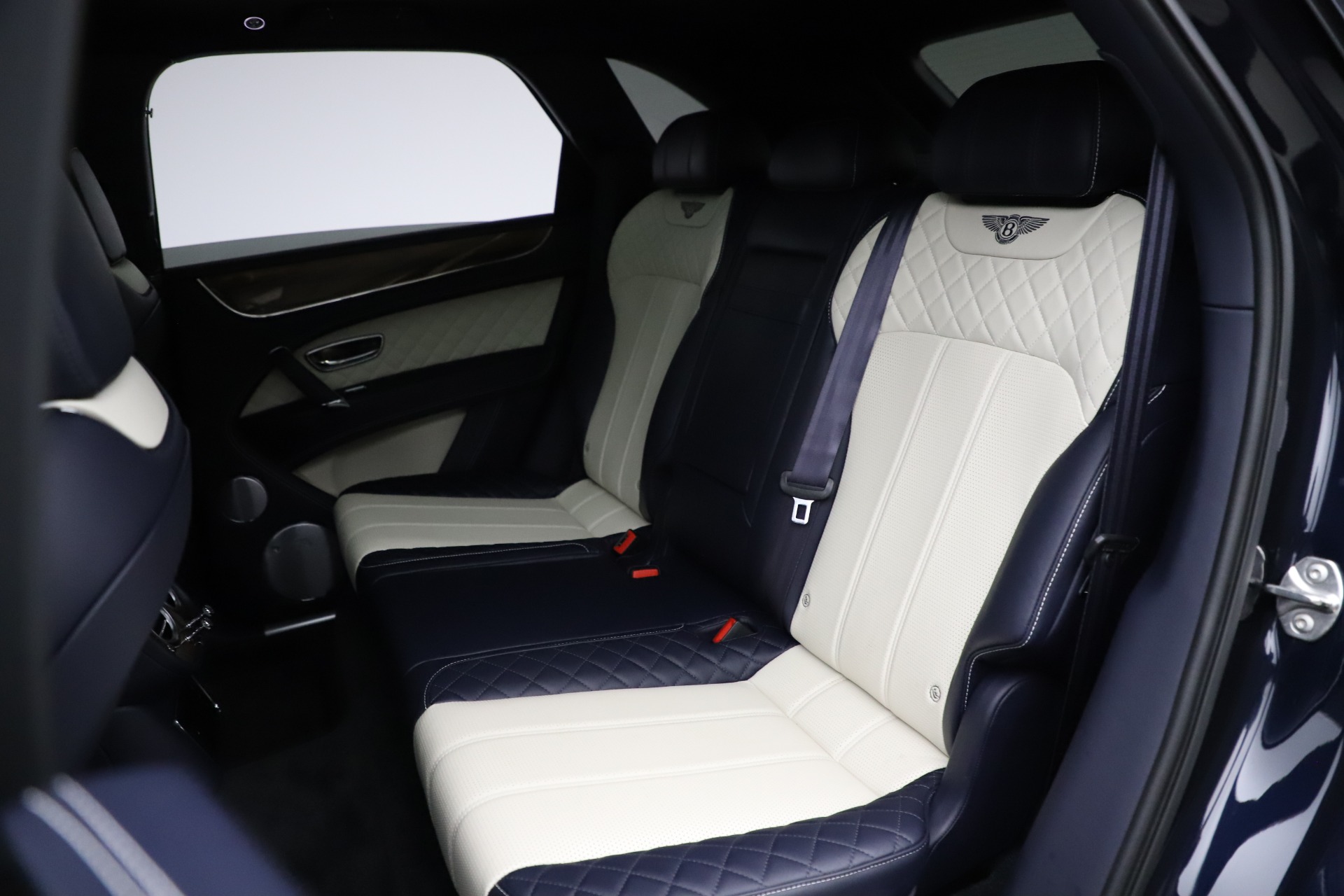 Used-2018-Bentley-Bentayga-W12-Signature