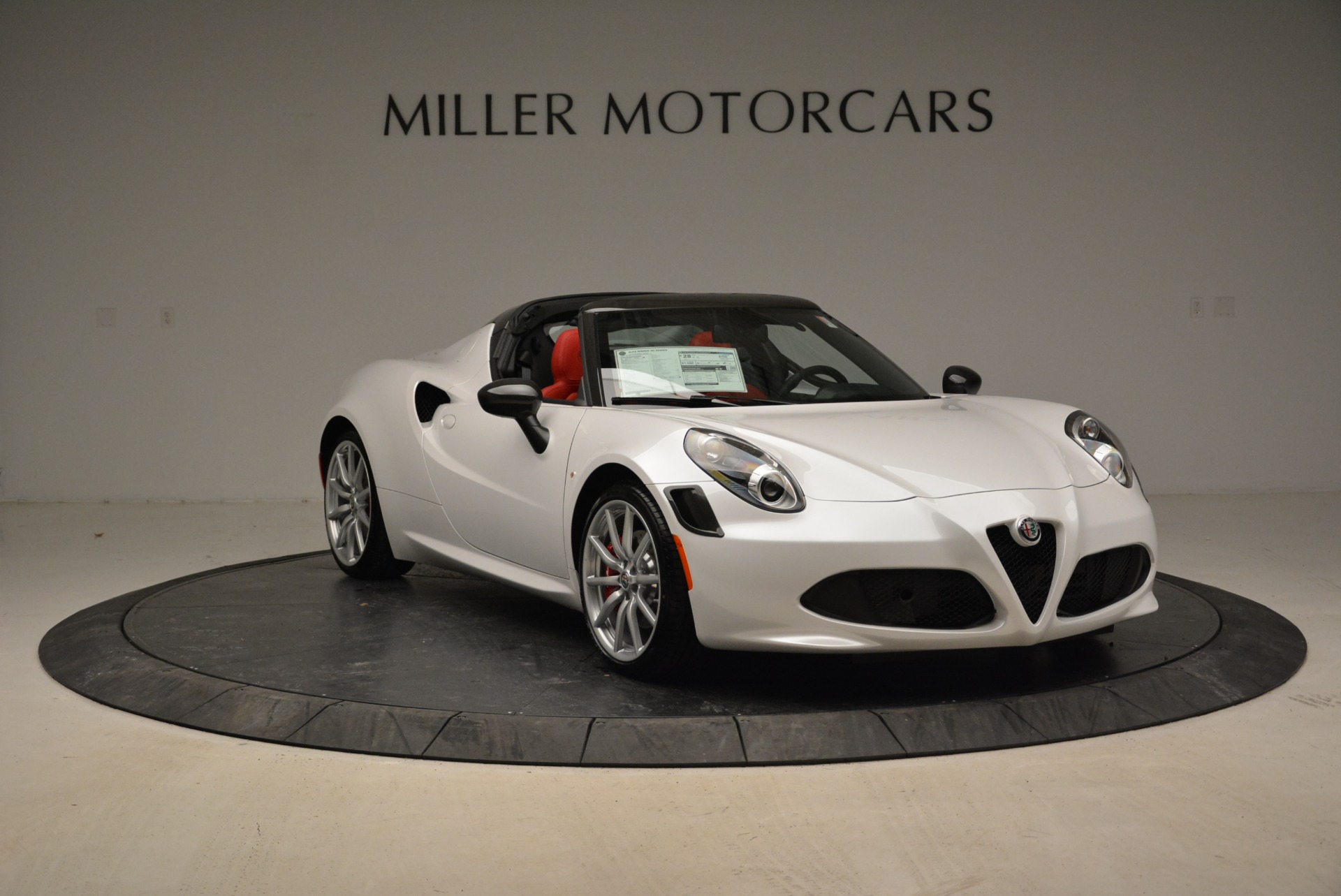 Used-2018-Alfa-Romeo-4C-Spider