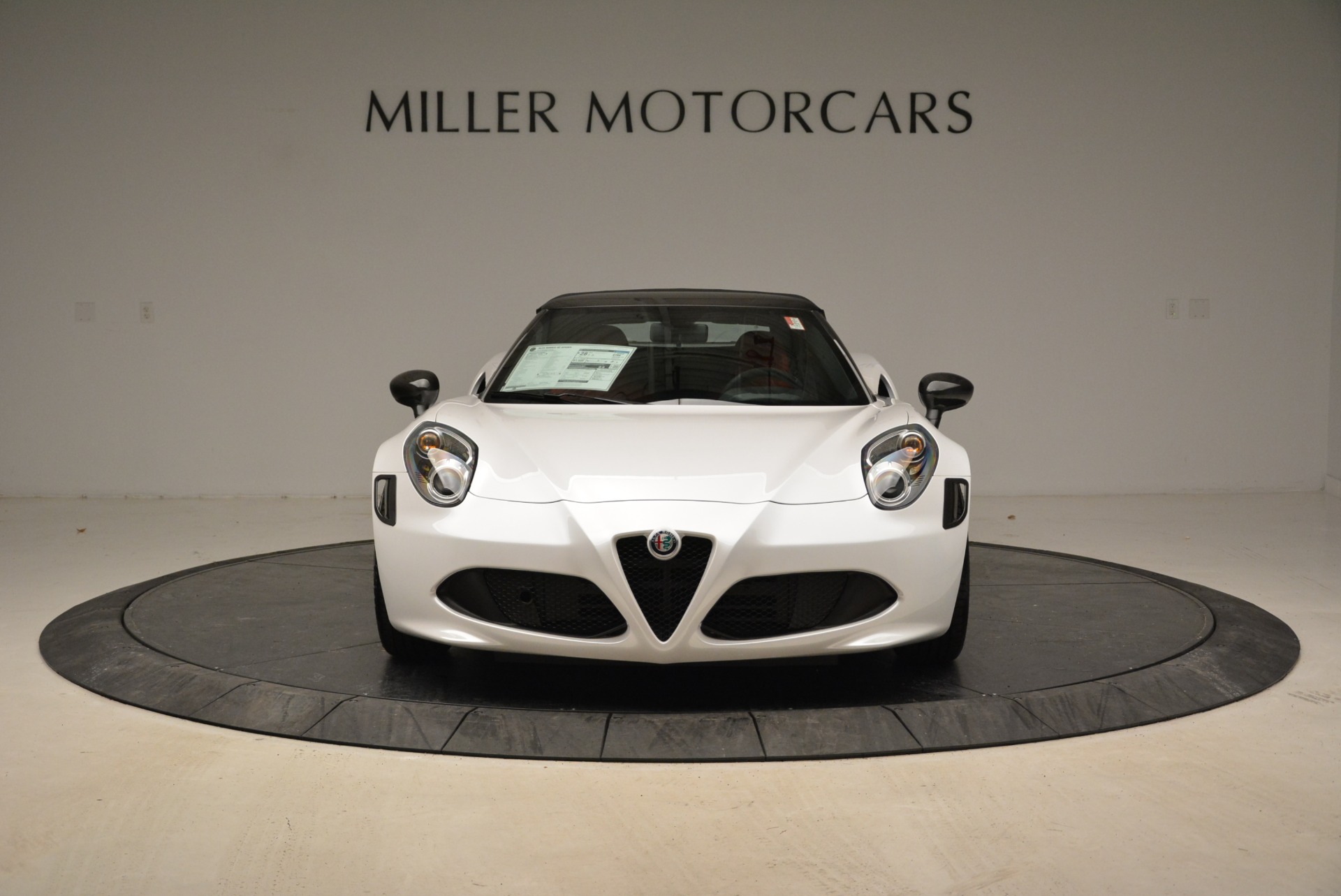 Used-2018-Alfa-Romeo-4C-Spider