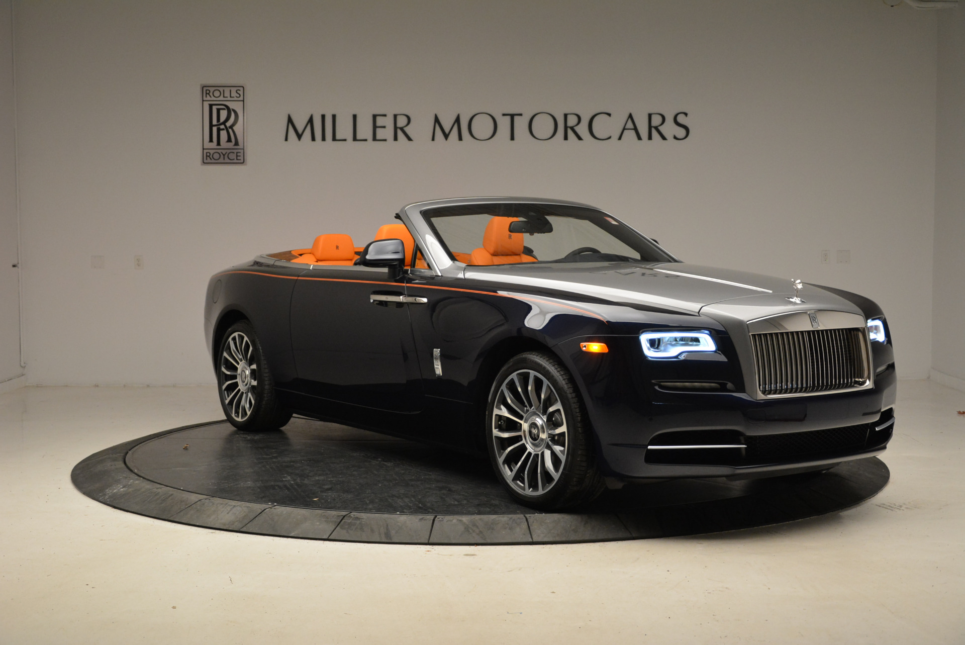 New-2018-Rolls-Royce-Dawn