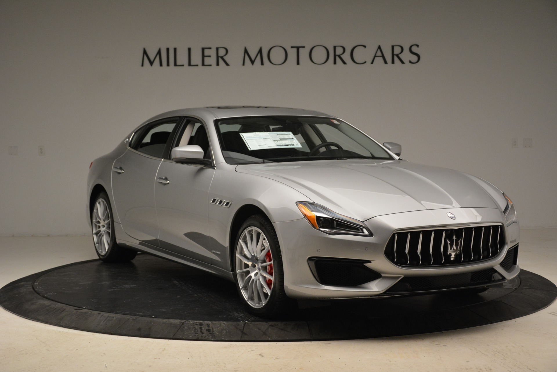 Used-2018-Maserati-Quattroporte-S-Q4-Gransport