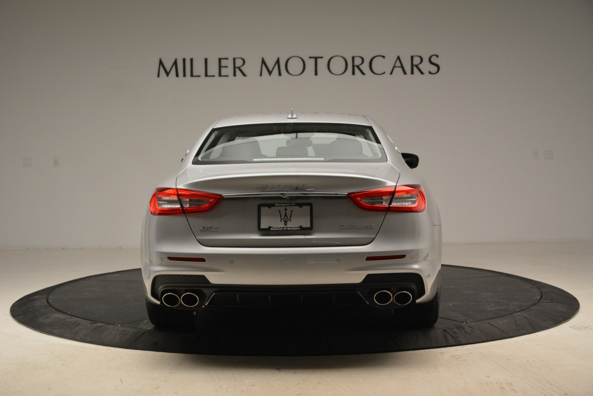 Used-2018-Maserati-Quattroporte-S-Q4-Gransport