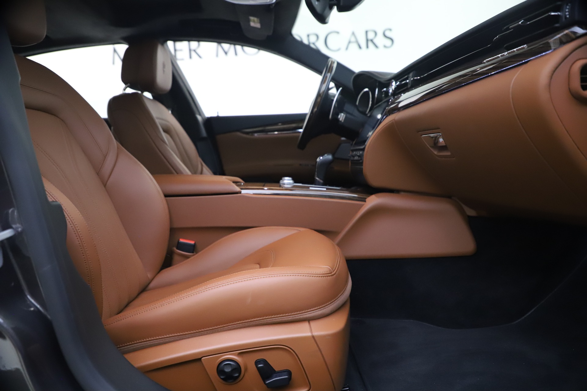 Used-2018-Maserati-Quattroporte-S-Q4-GranLusso