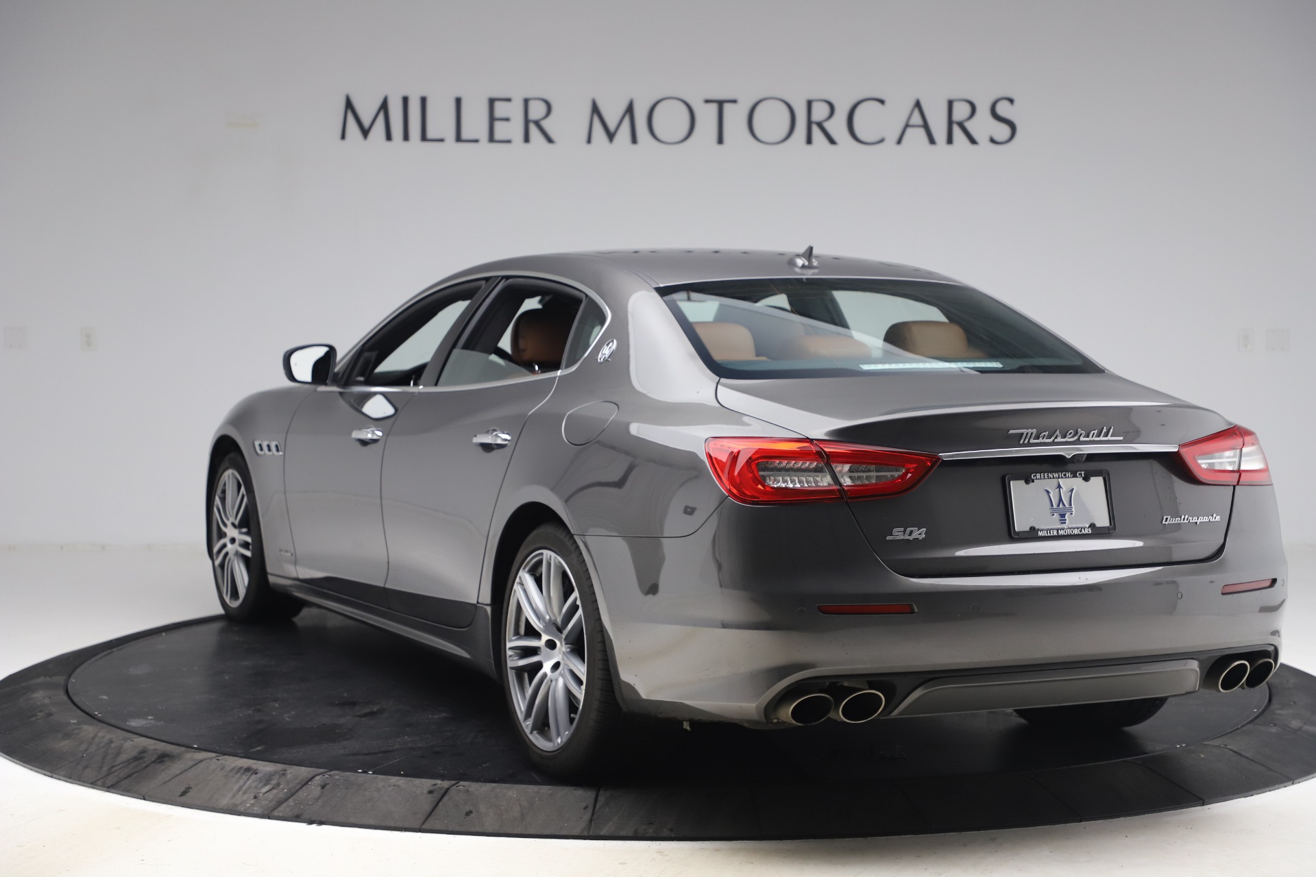 Used-2018-Maserati-Quattroporte-S-Q4-GranLusso