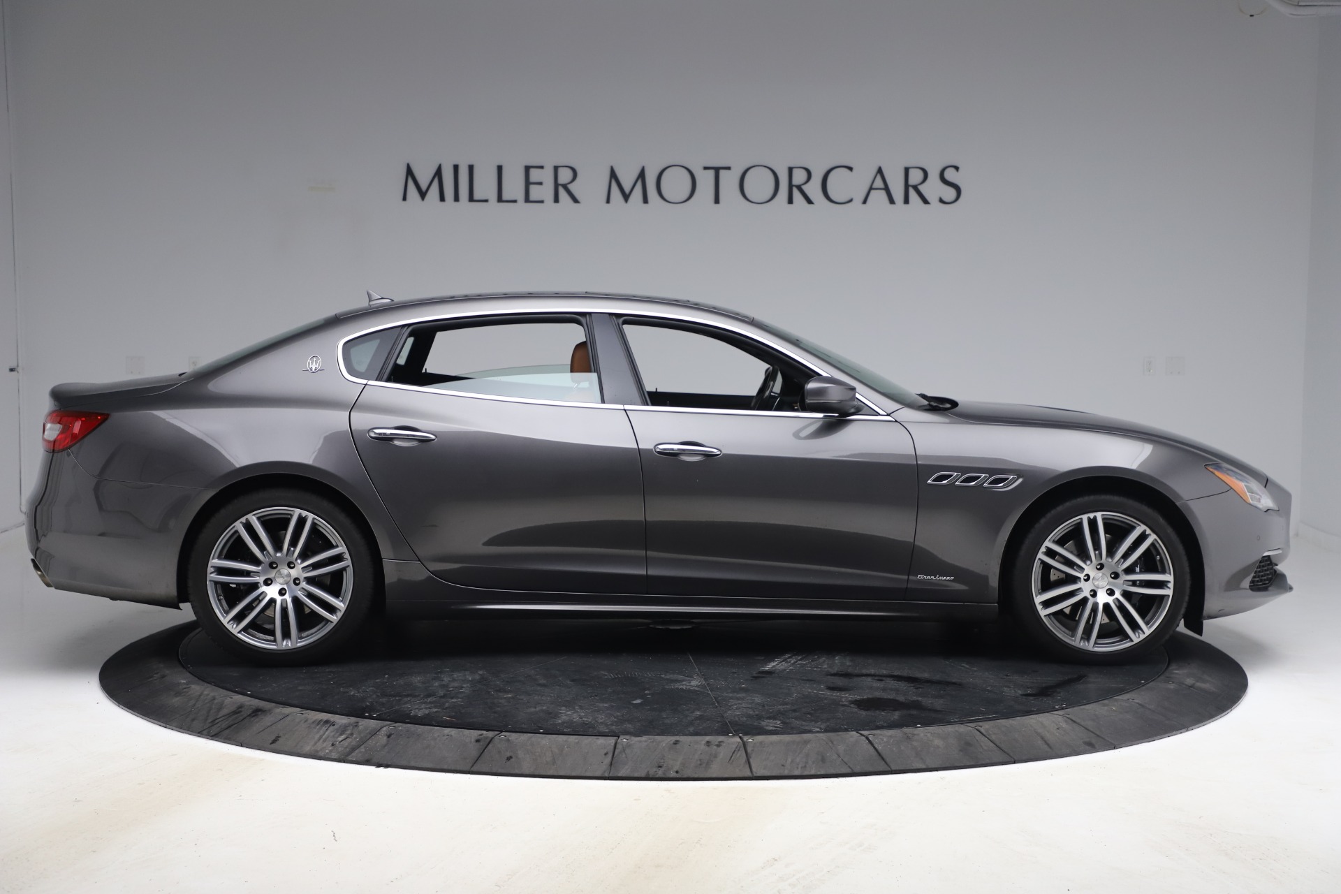 Used-2018-Maserati-Quattroporte-S-Q4-GranLusso