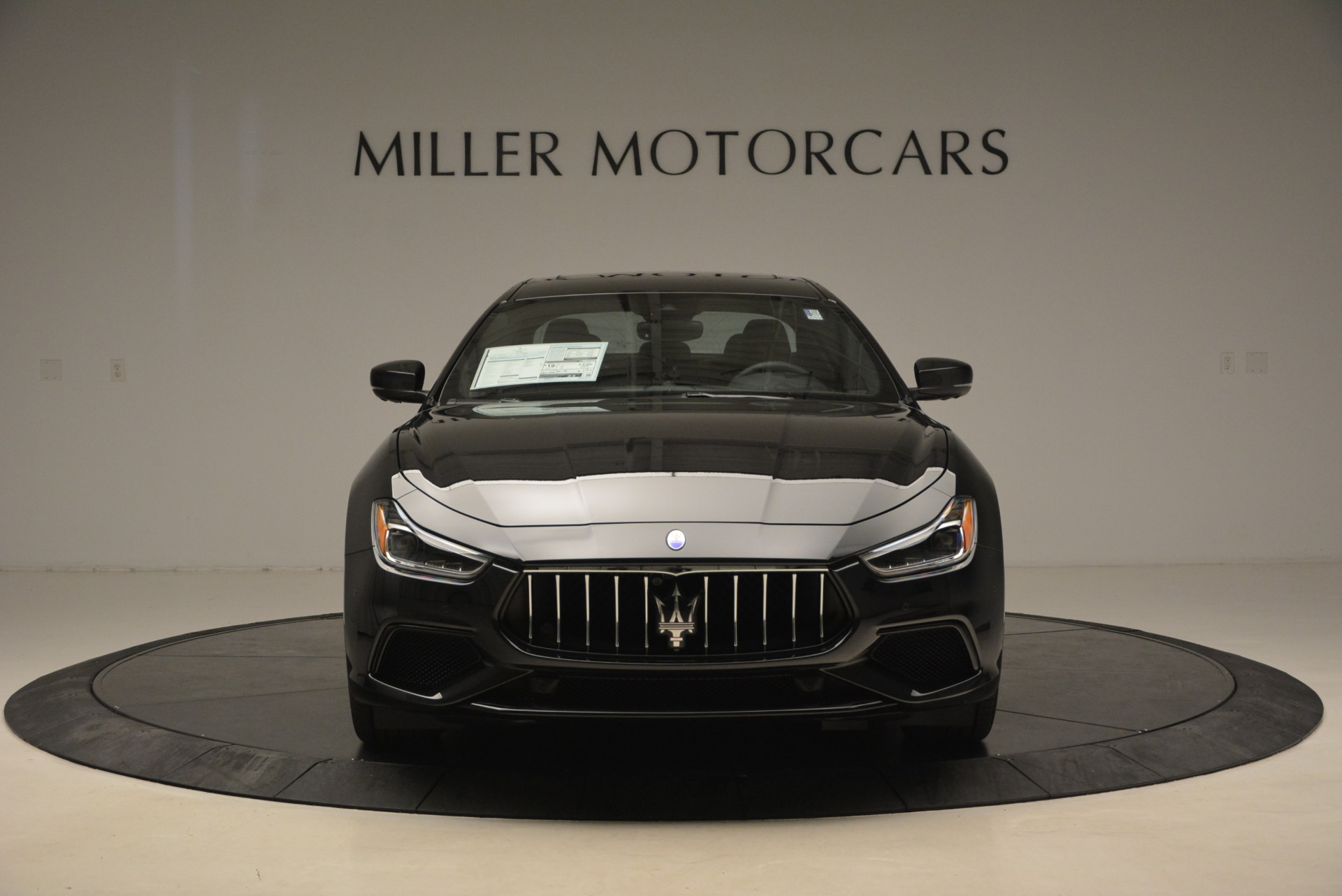 New-2018-Maserati-Ghibli-S-Q4-GranSport