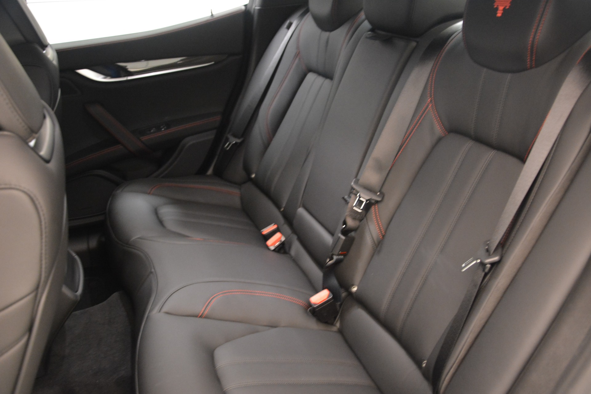 New-2018-Maserati-Ghibli-S-Q4-GranSport