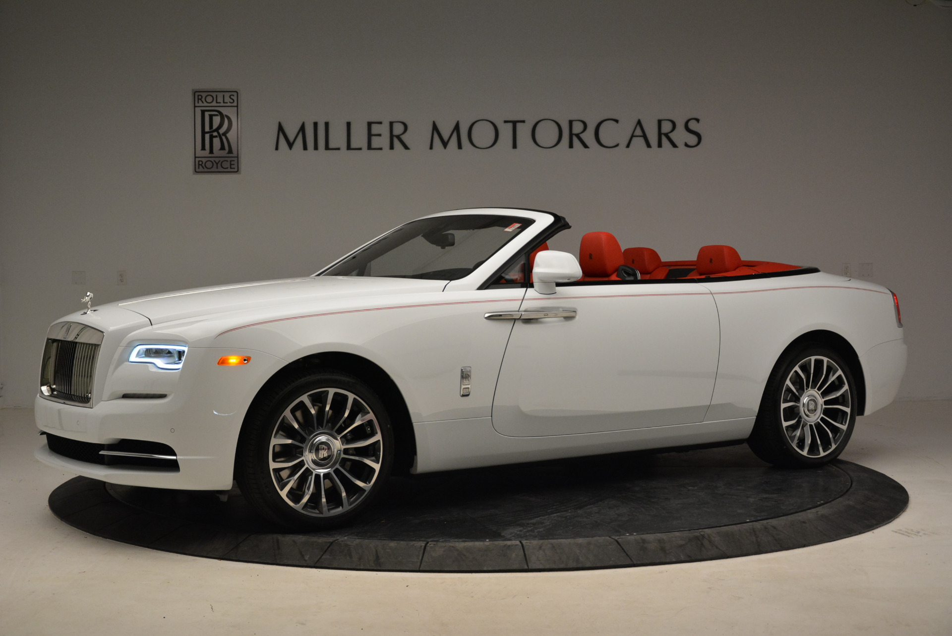 New-2018-Rolls-Royce-Dawn