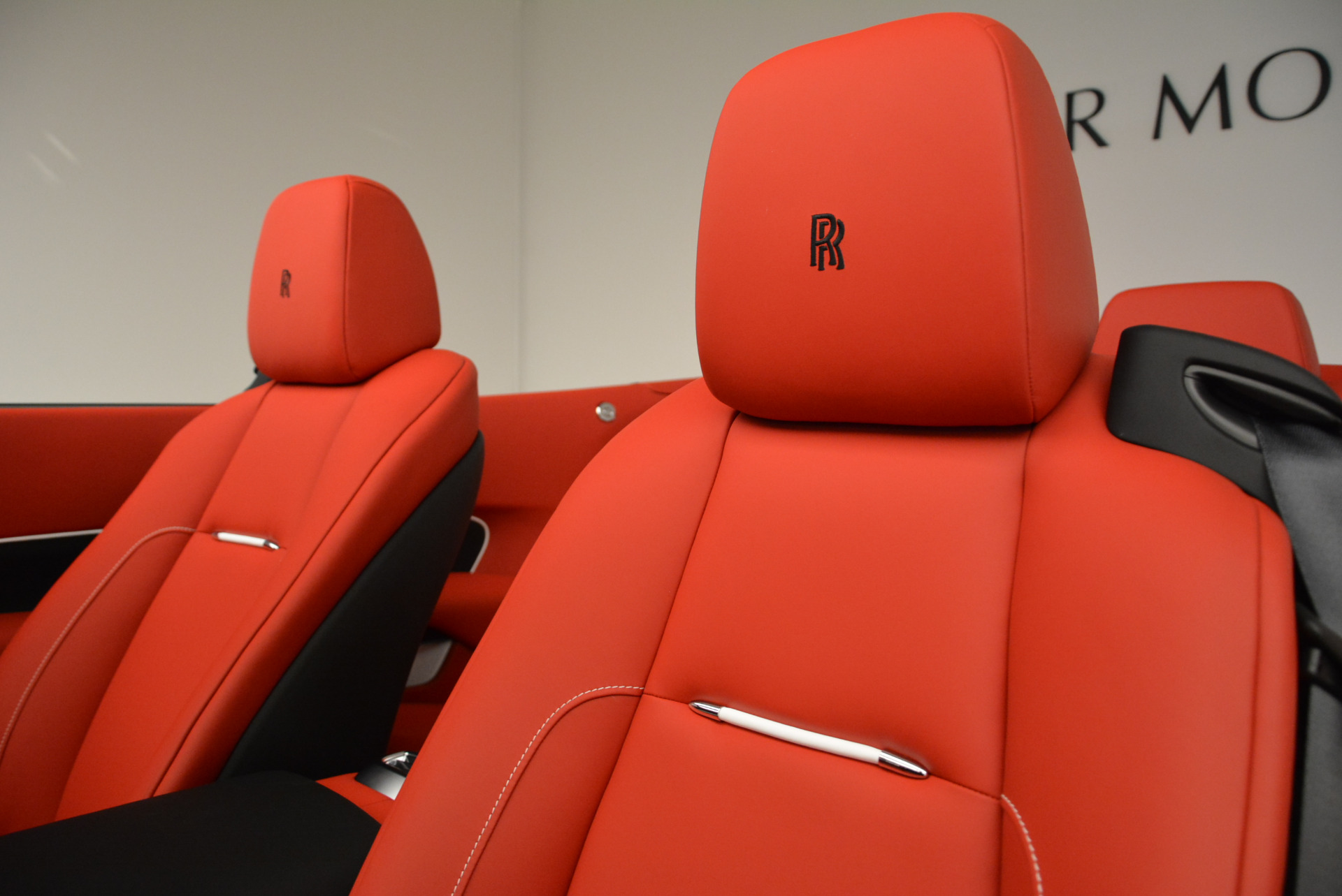 New-2018-Rolls-Royce-Dawn