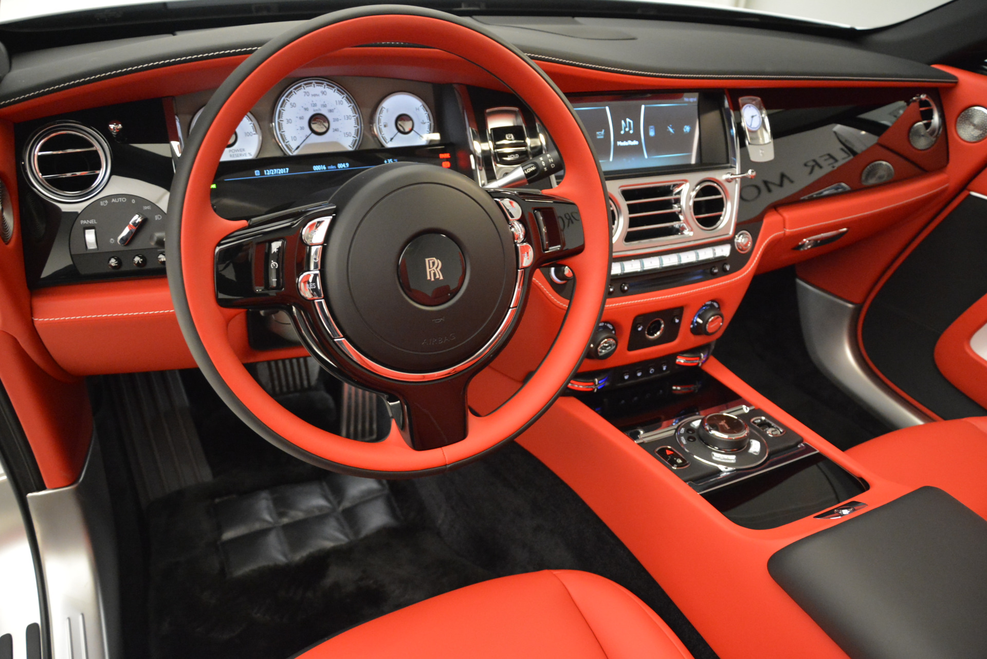 New-2018-Rolls-Royce-Dawn